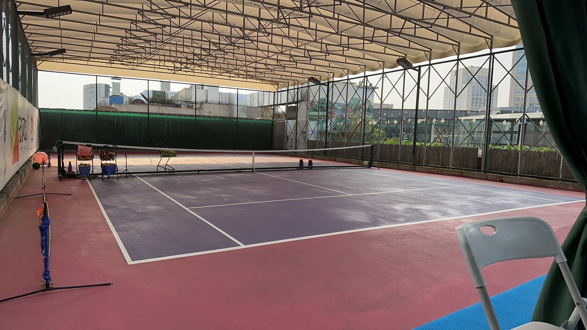 场地封面-乐动网球(成都银泰城店)