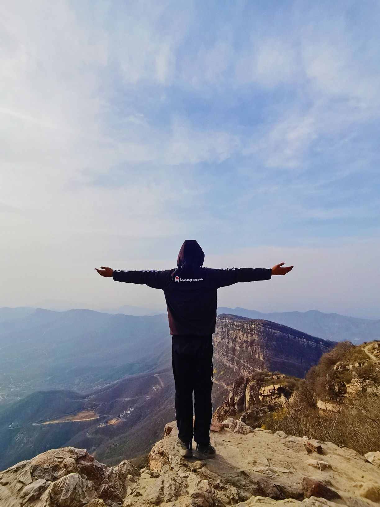 老母修行洞(中灵山)旅行图片 1
