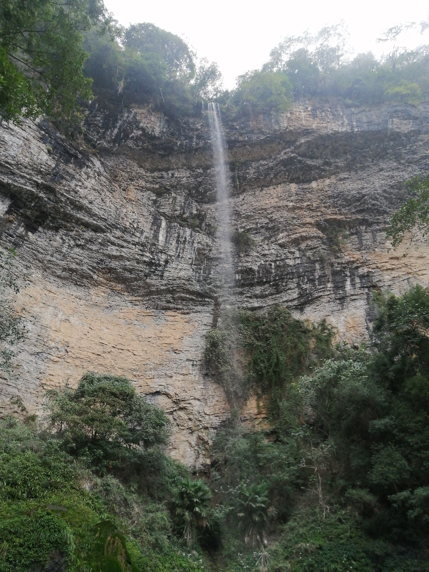 漂水岩瀑布旅行图片 1