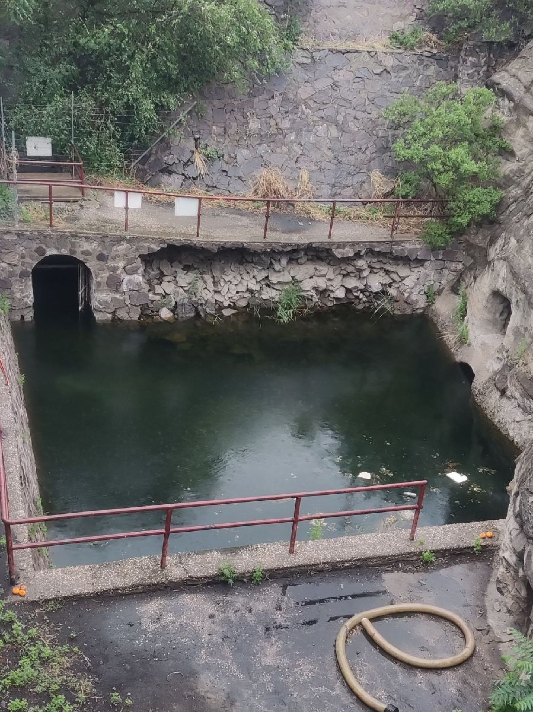 下花园石窟旅行图片 1