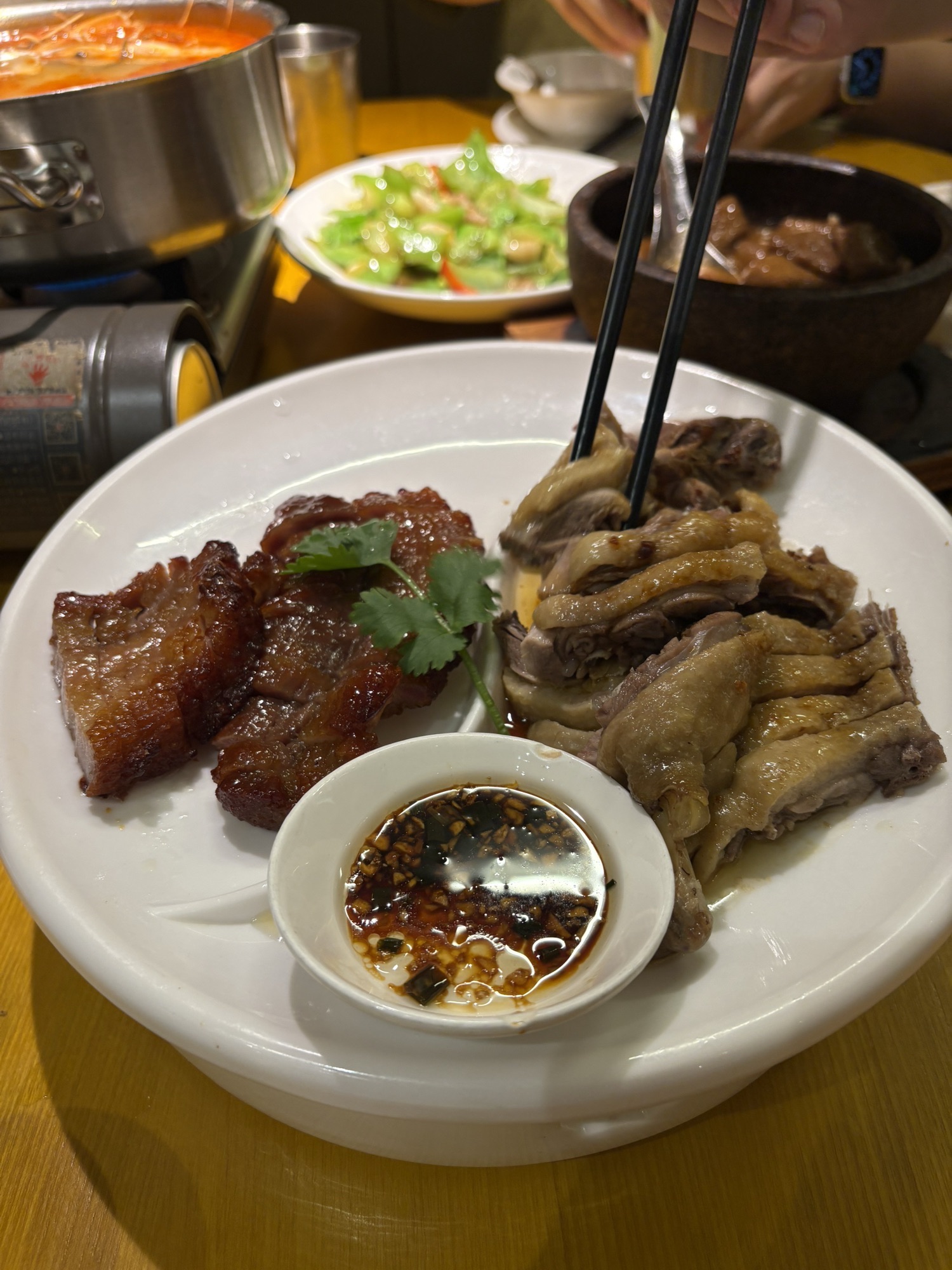 东就鸭饭店·古早海南菜(恩祥店)