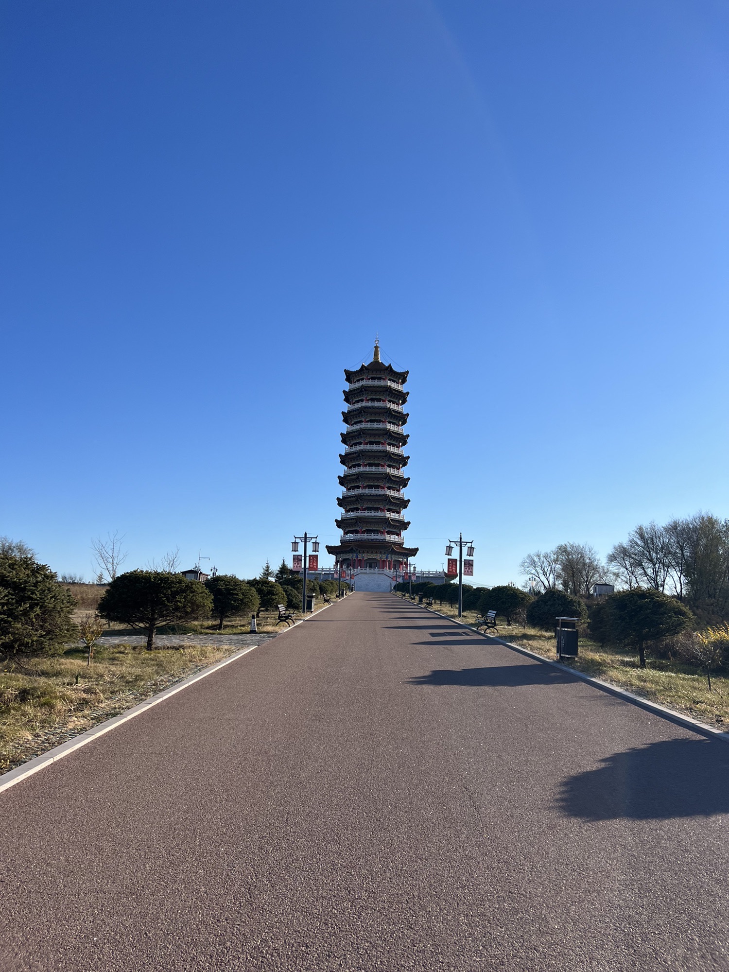 鹤岗平安宝塔旅行图片 1