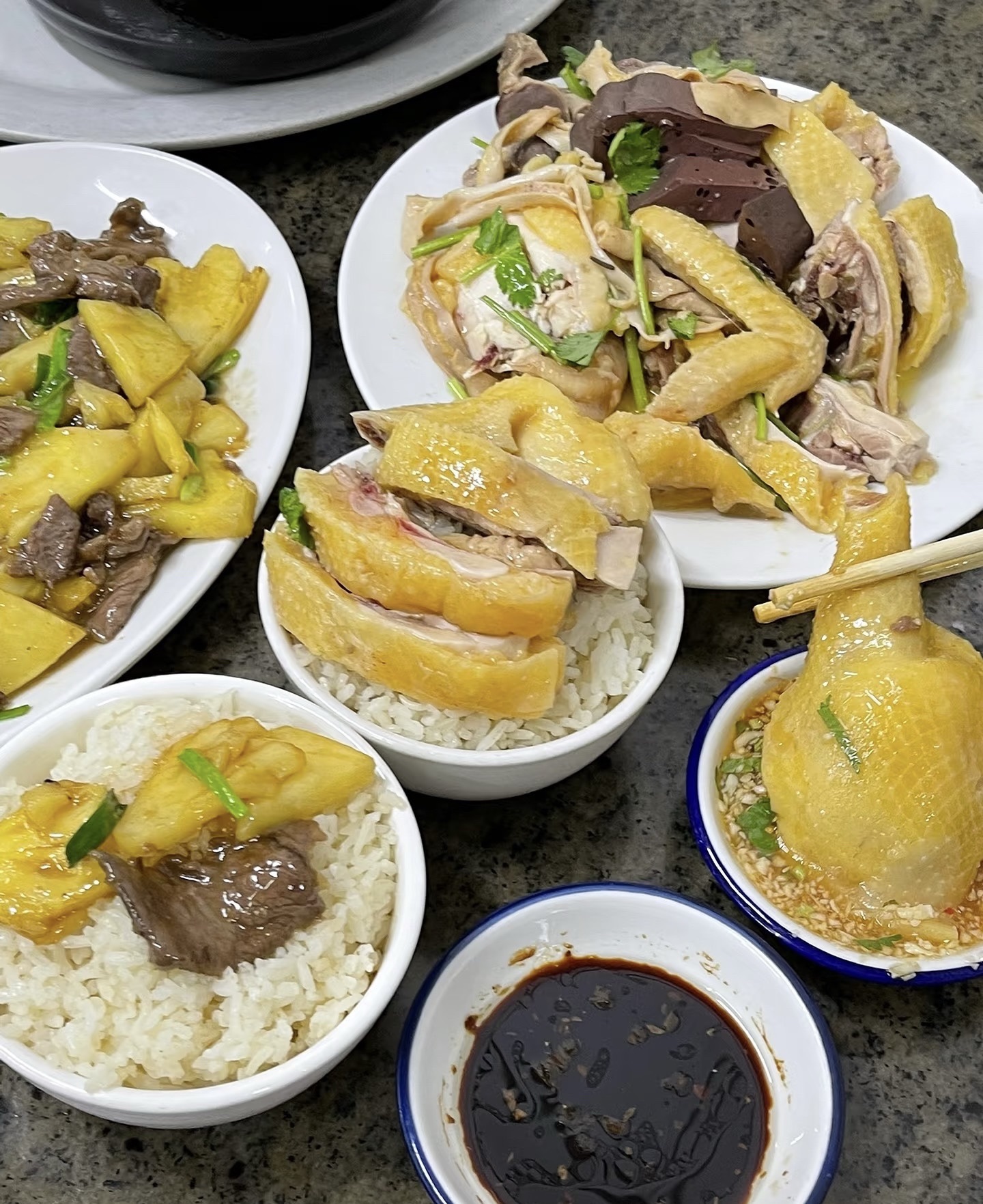 新合老三鸡饭店(新合店)
