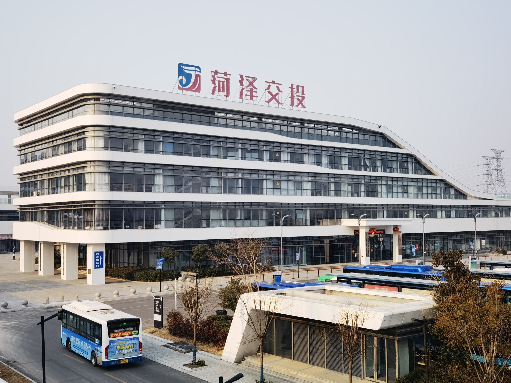 菏泽东站出租车蓄车场