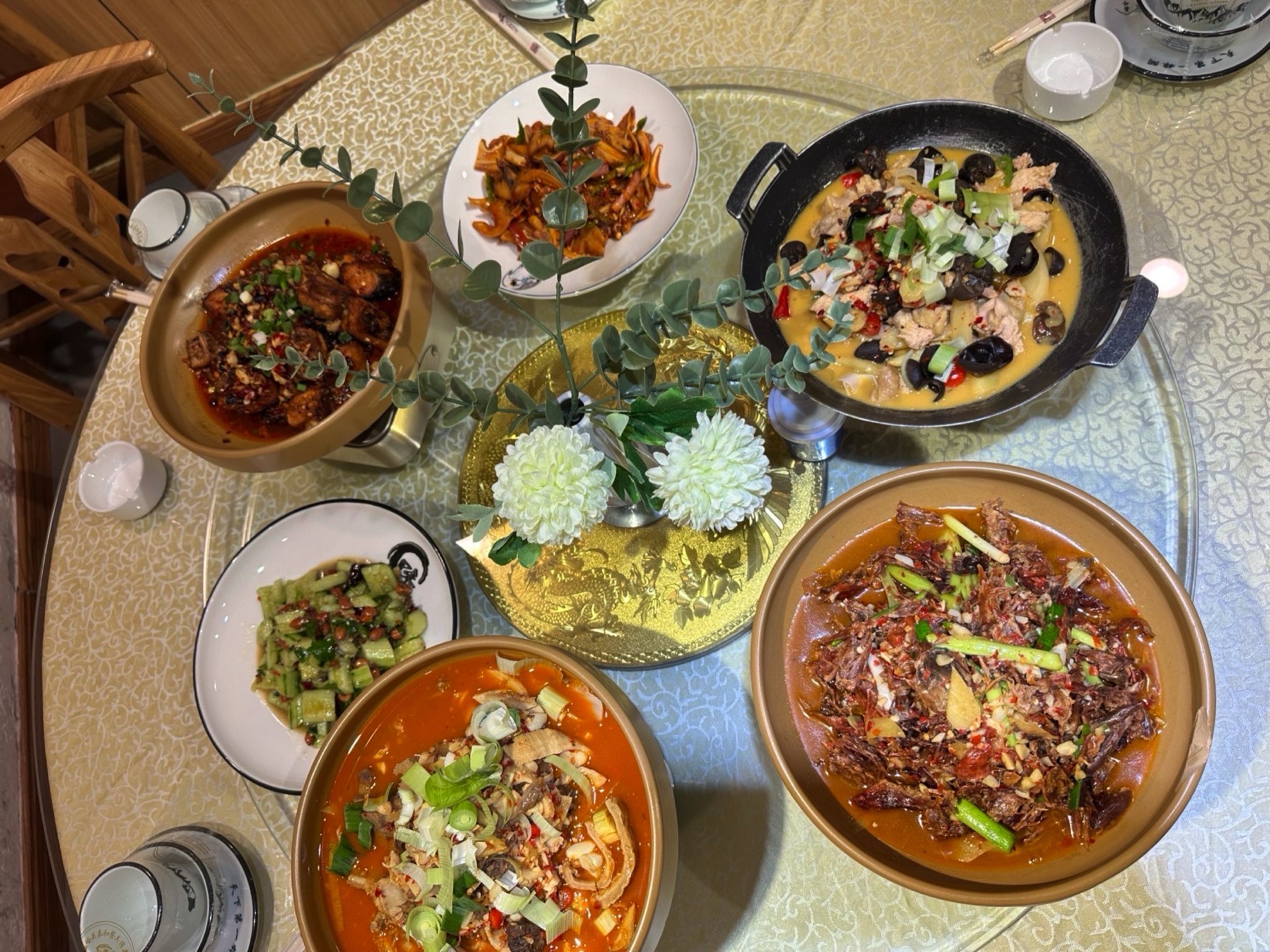 嘉峪关小菜园湘味融合餐厅(中鹏·嘉年华店)