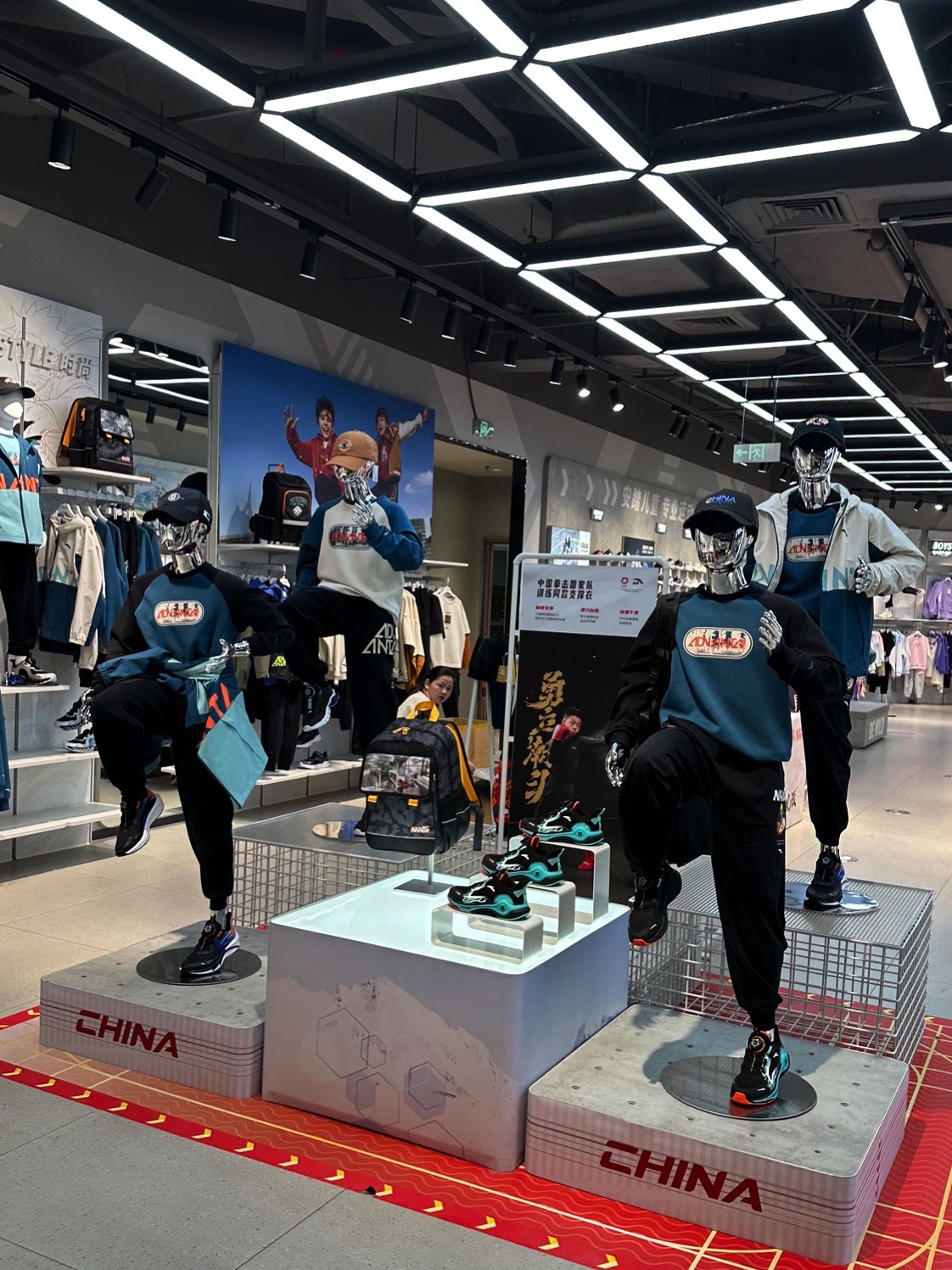 安踏(上杭万达店)