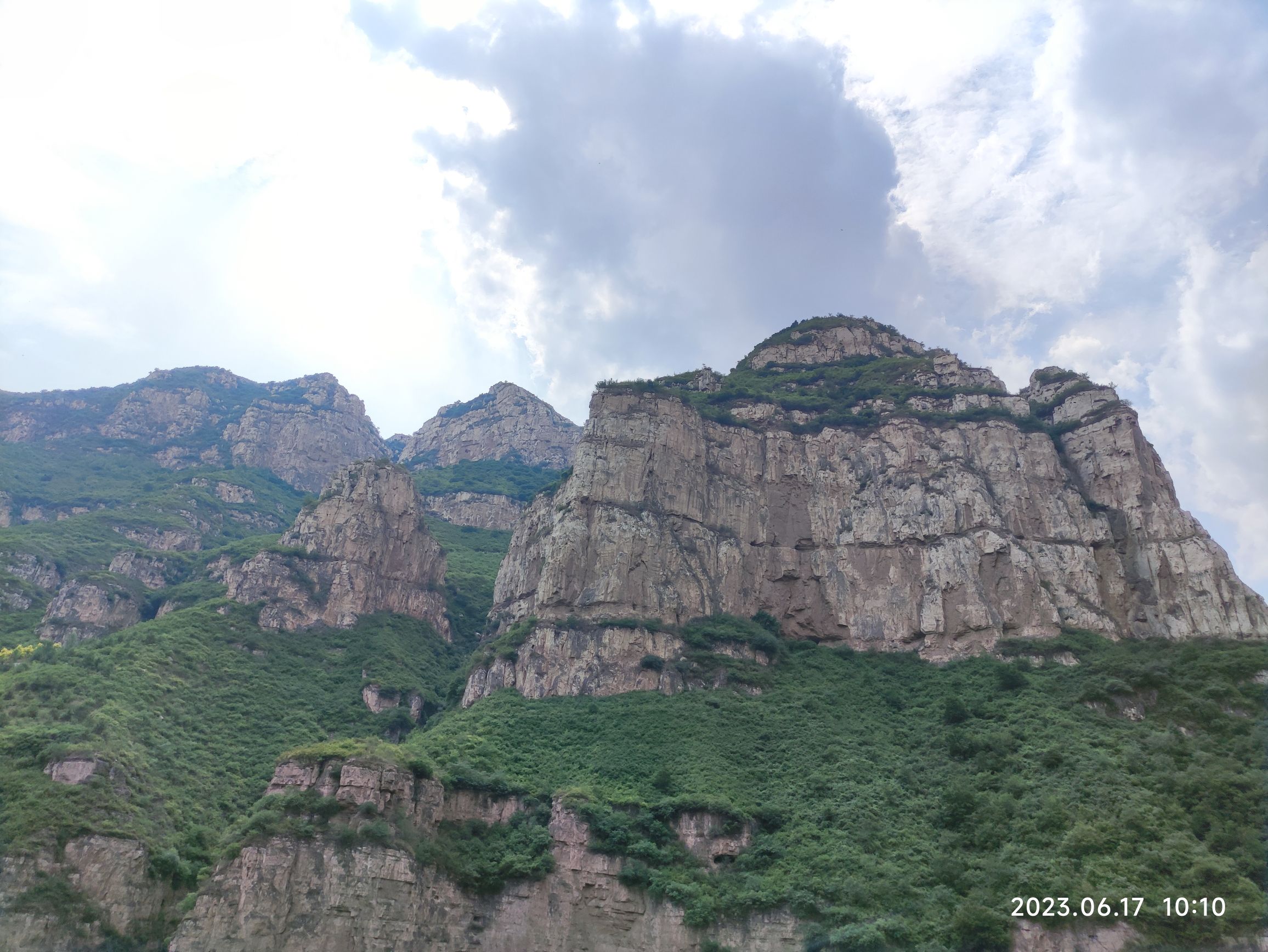 唐河大峡谷旅游度假区旅行图片 3