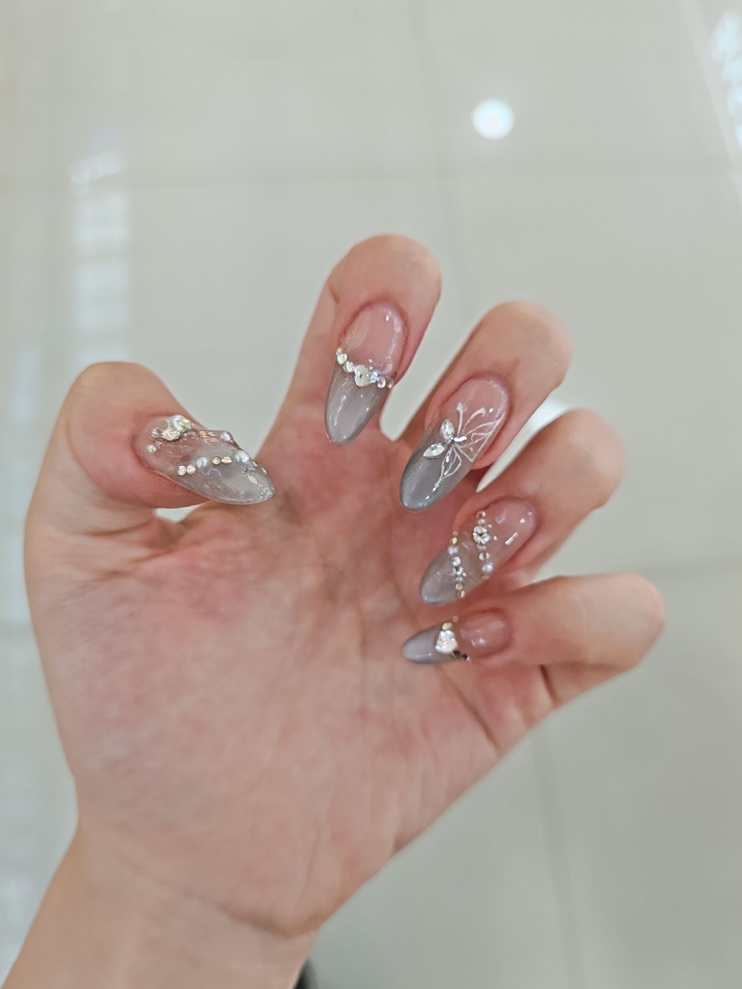 瞧·享轻奢美甲美睫(公元时代城店)