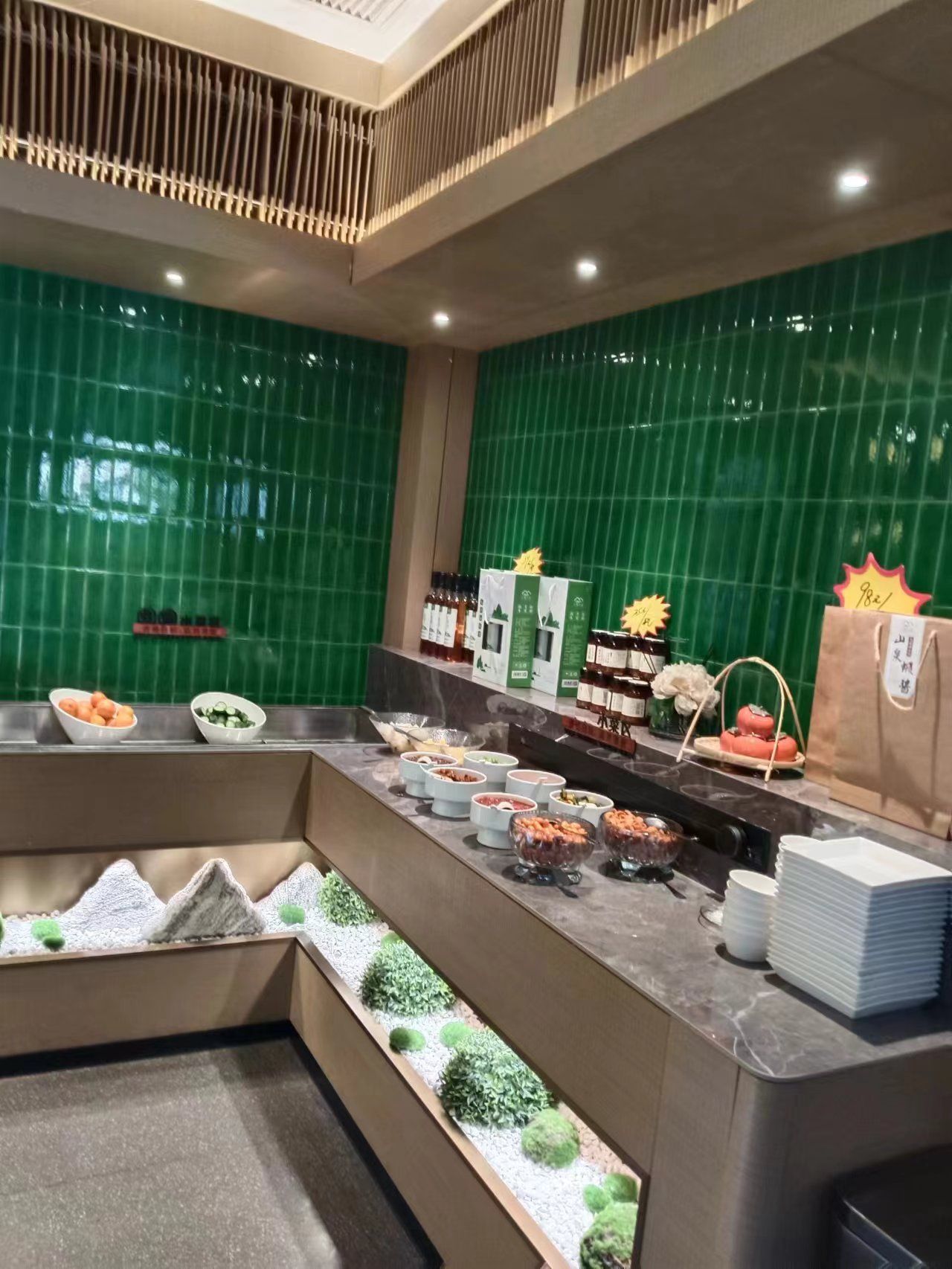 万乘一餐山水中餐厅(大别山山域菜)