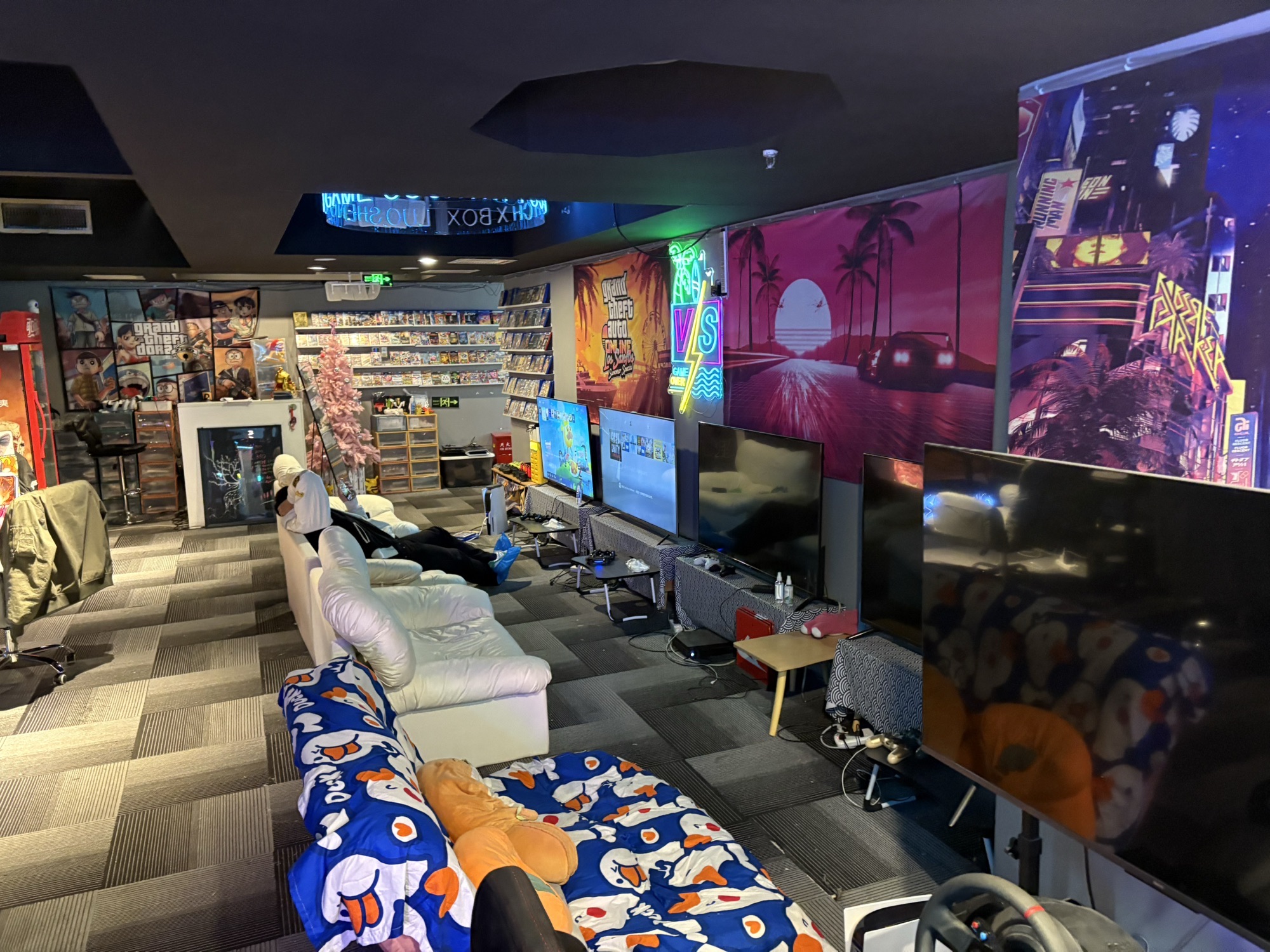 洛圣都电玩ps4ps5·switch·赛车模拟器游戏室(天安大厦店)