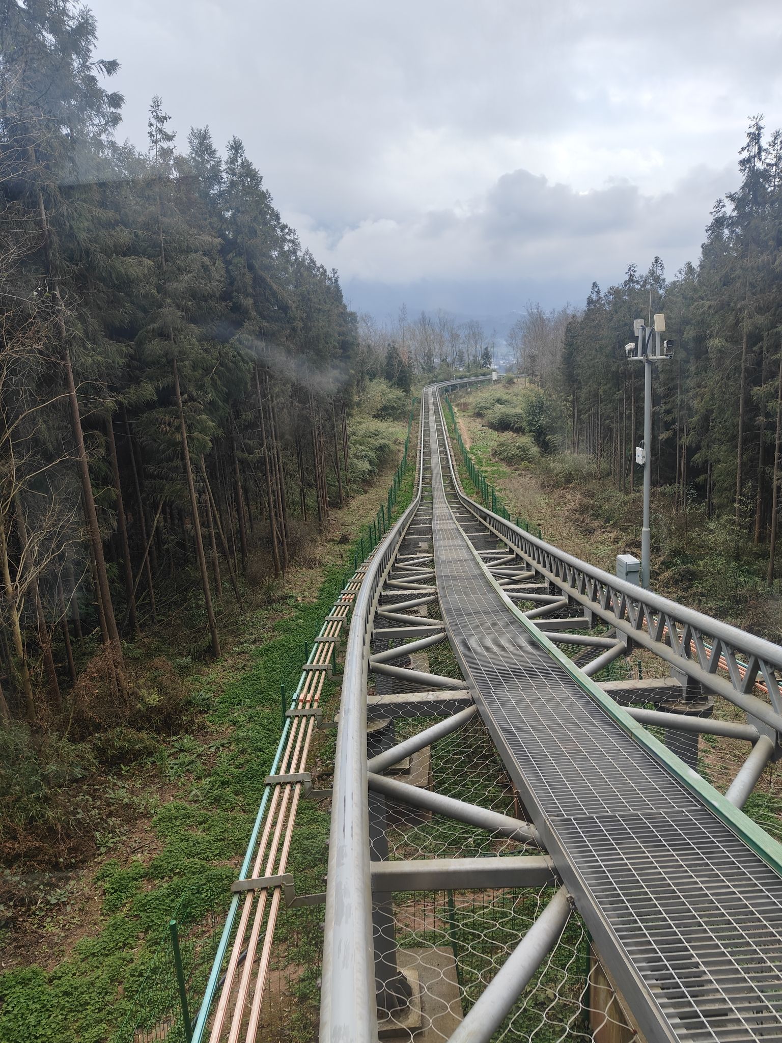 龙门溶洞旅行图片 3