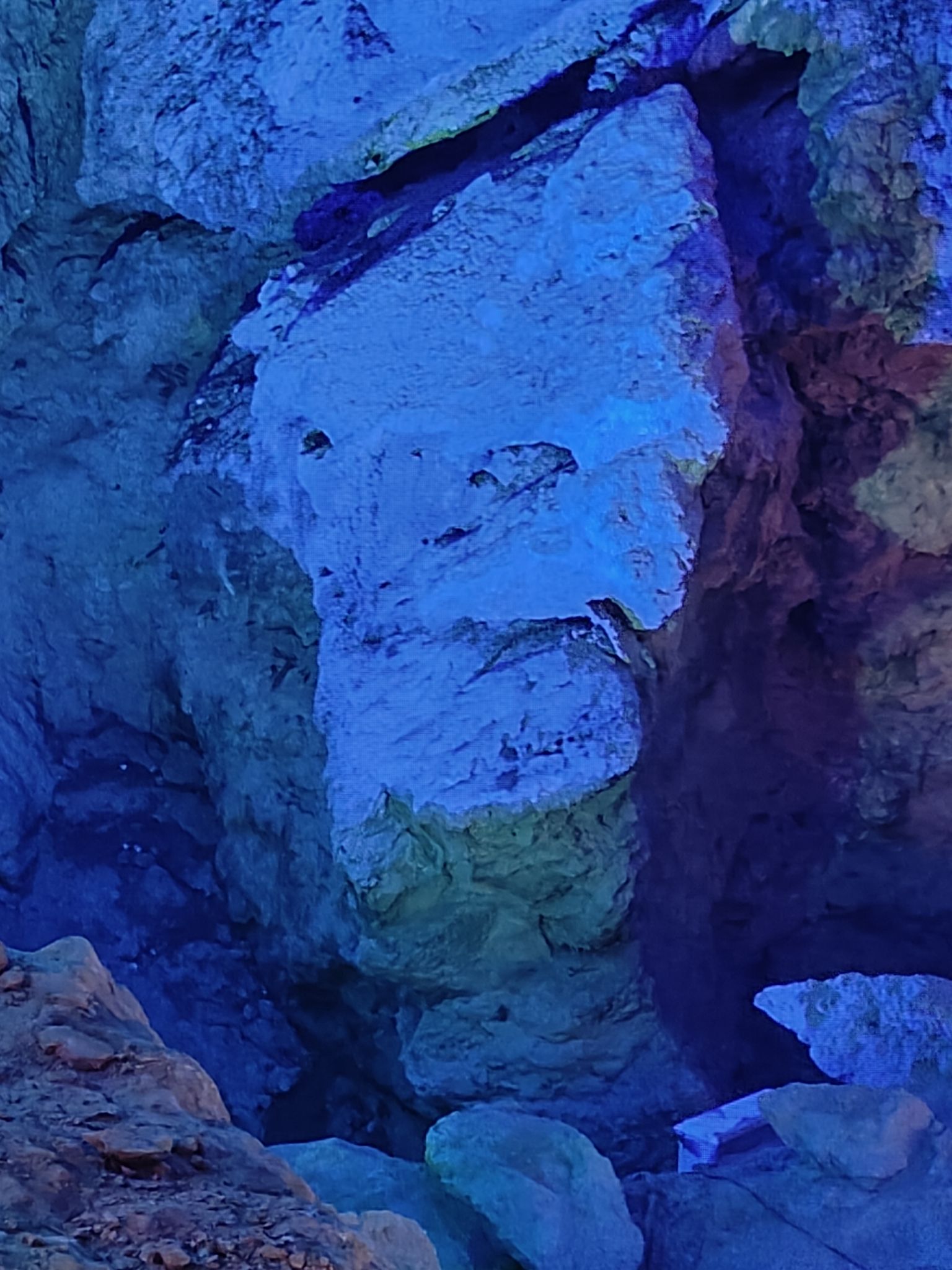 龙门溶洞旅行图片 1