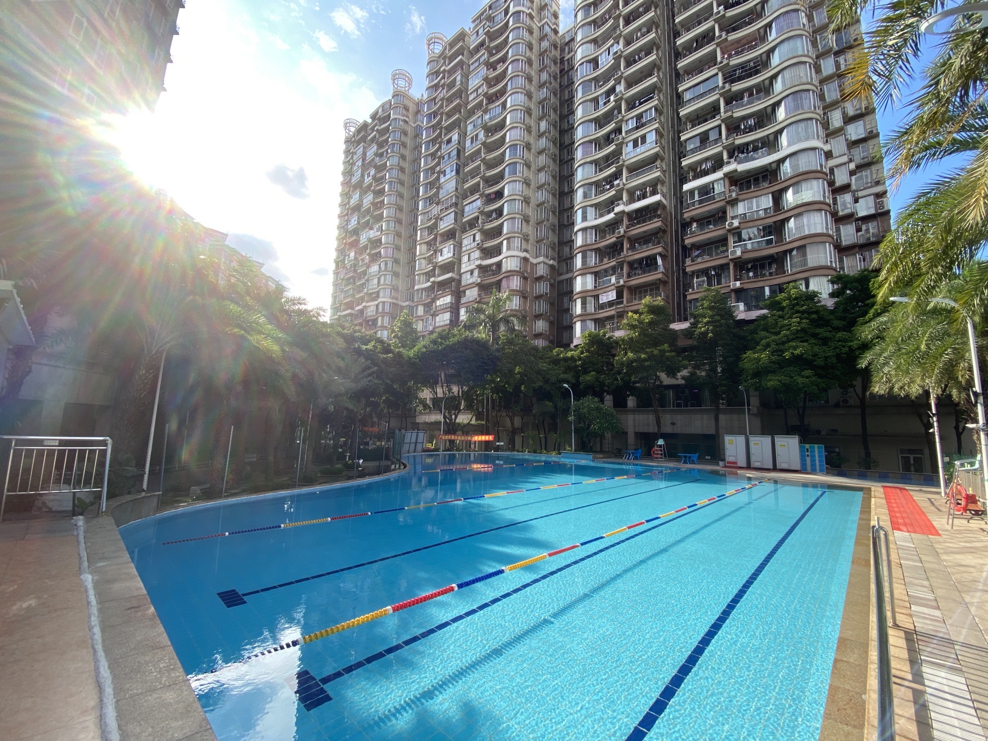 场地封面-颐景华苑游泳池