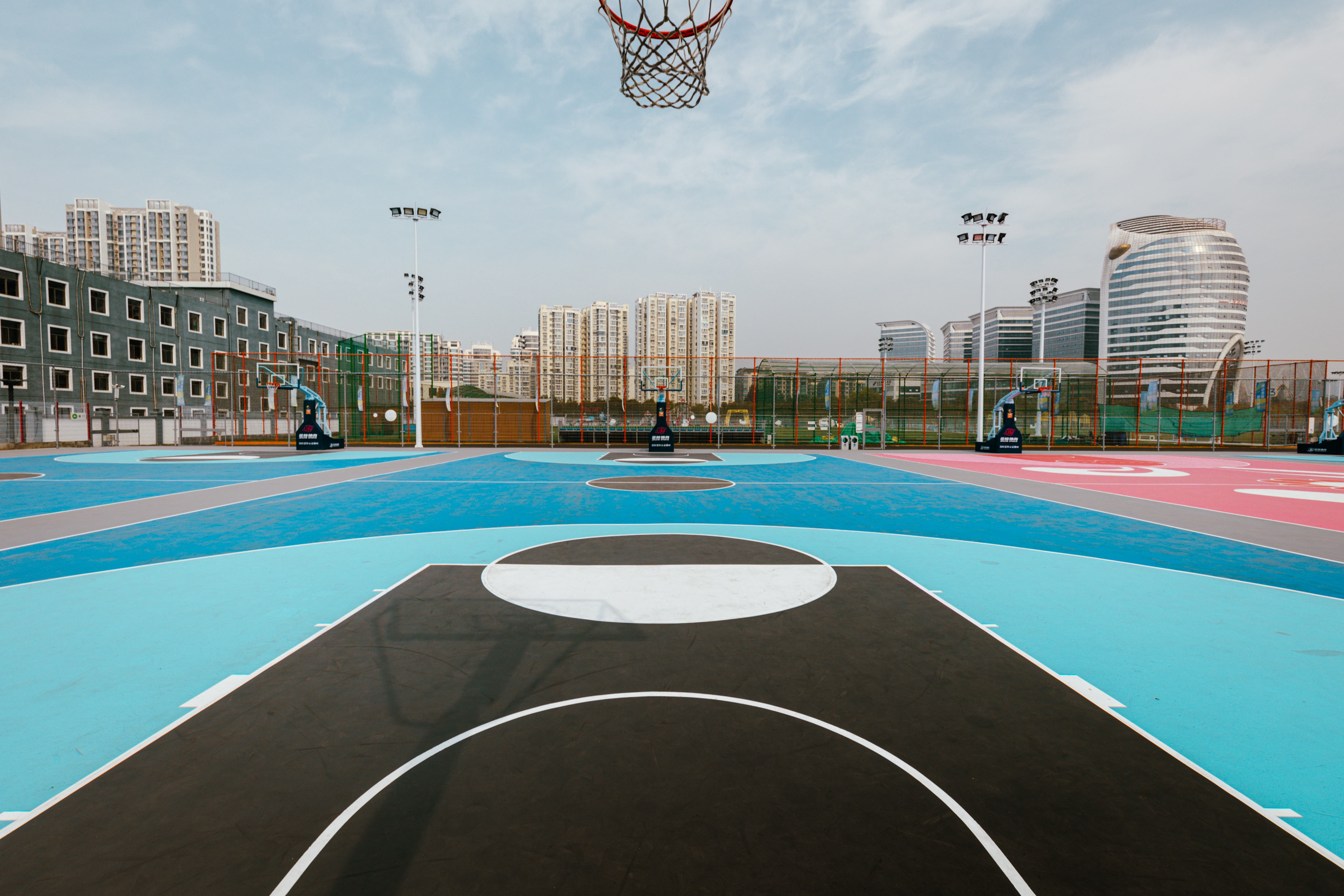 场地封面-地平线篮球公园