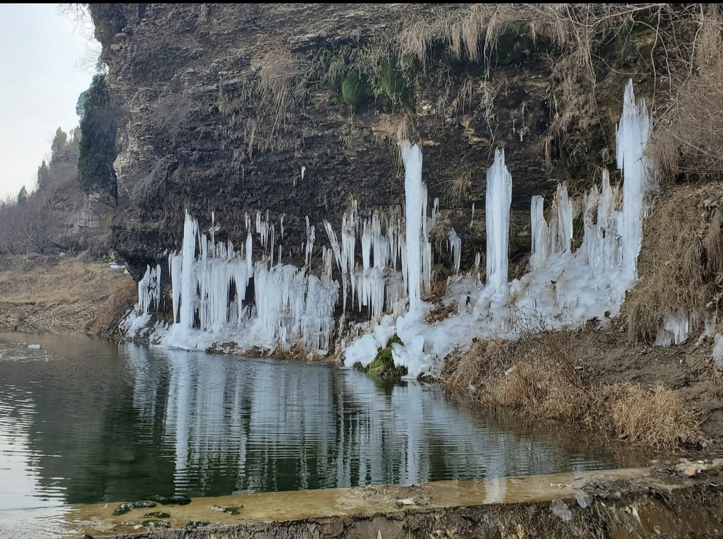 滴水崖旅行图片 1