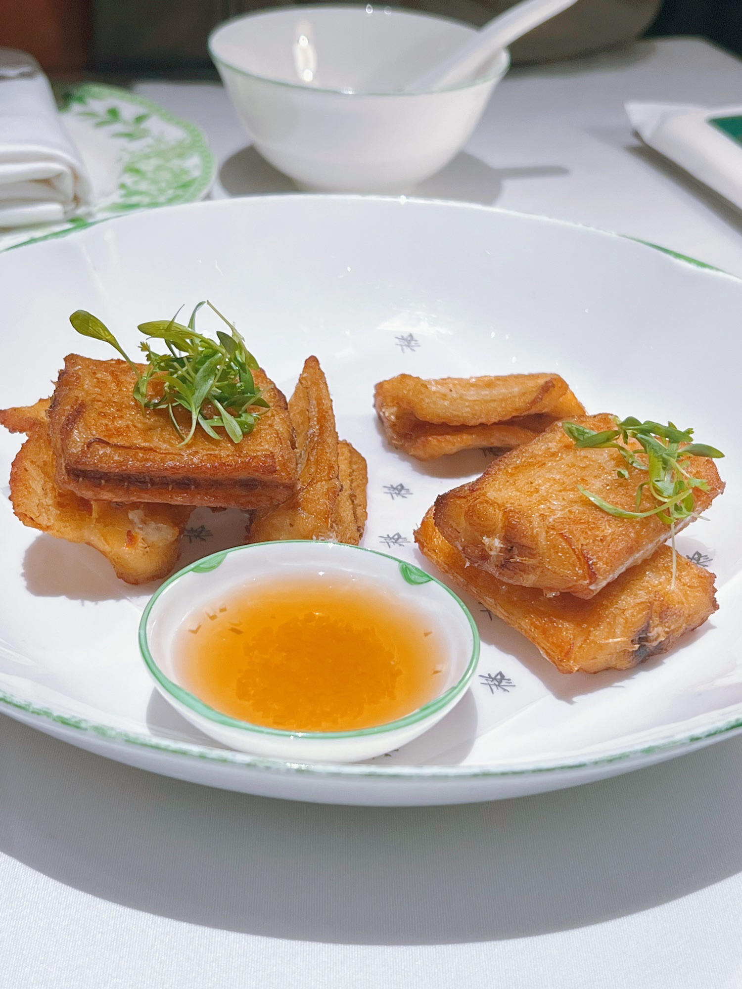 一痕月餐厅