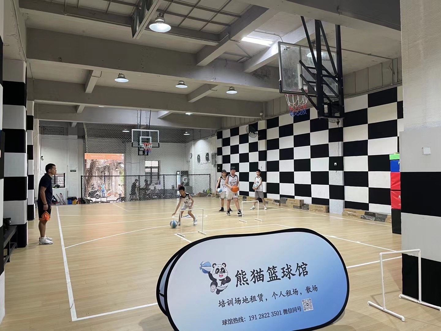 场地封面-西门口熊猫篮球馆
