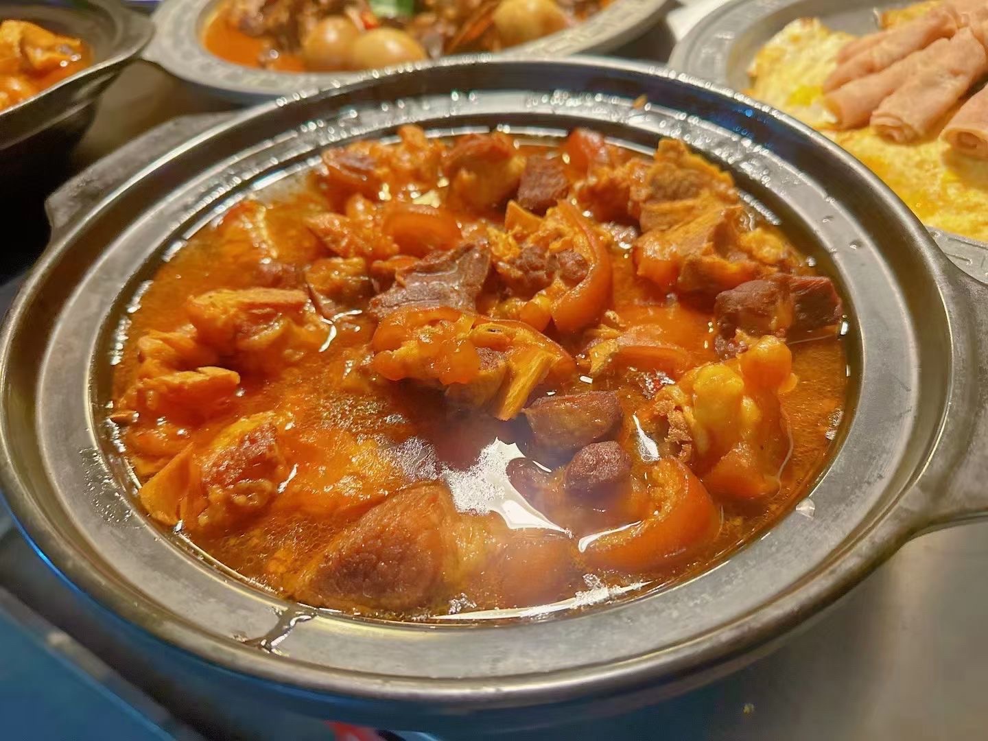 河畔人家