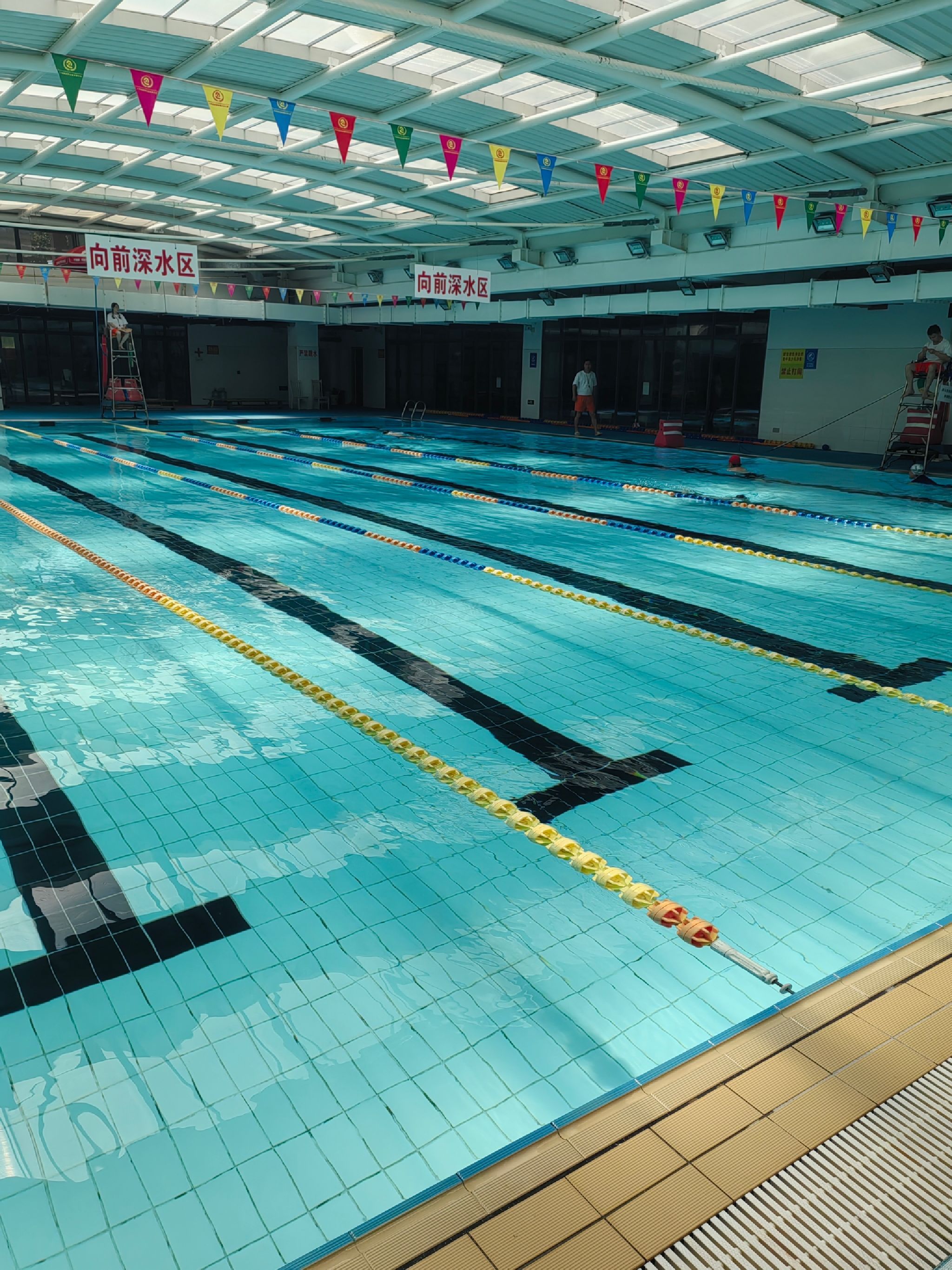场地封面-源进游泳馆