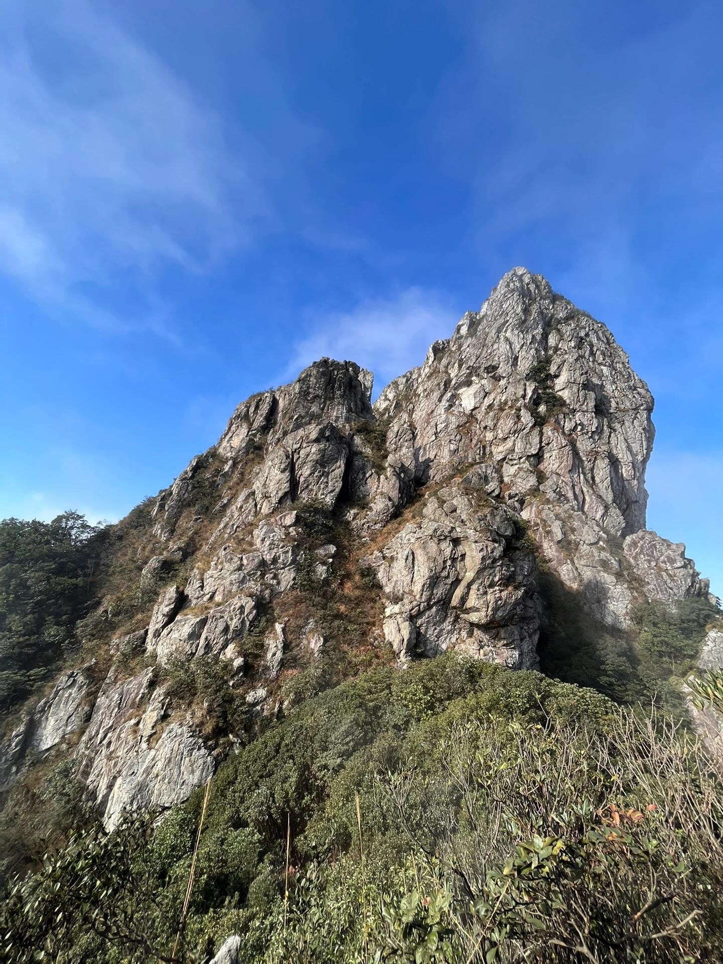 龙斗峰登山口旅行图片 1