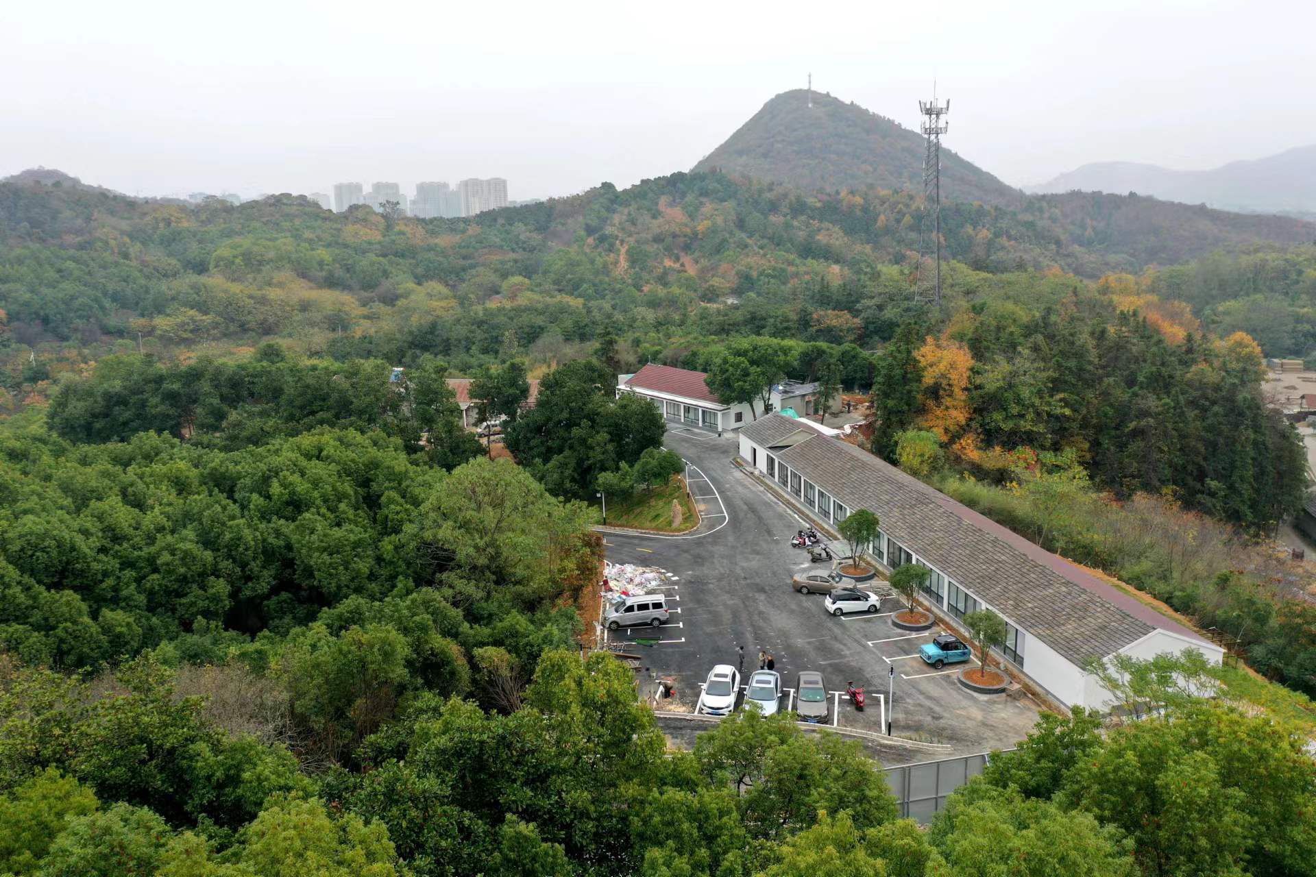 铜西山庄