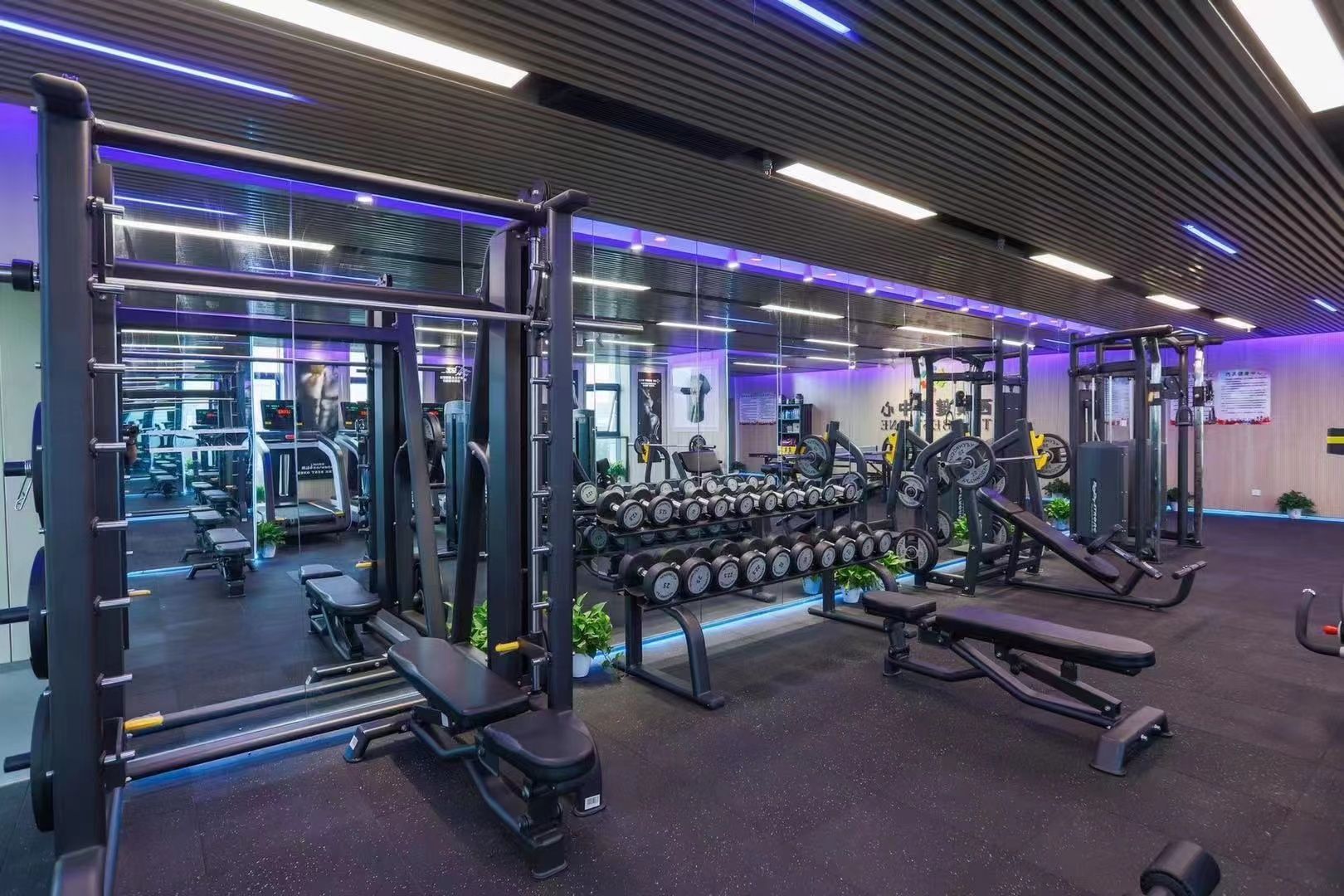 场地封面-西演艺体中心