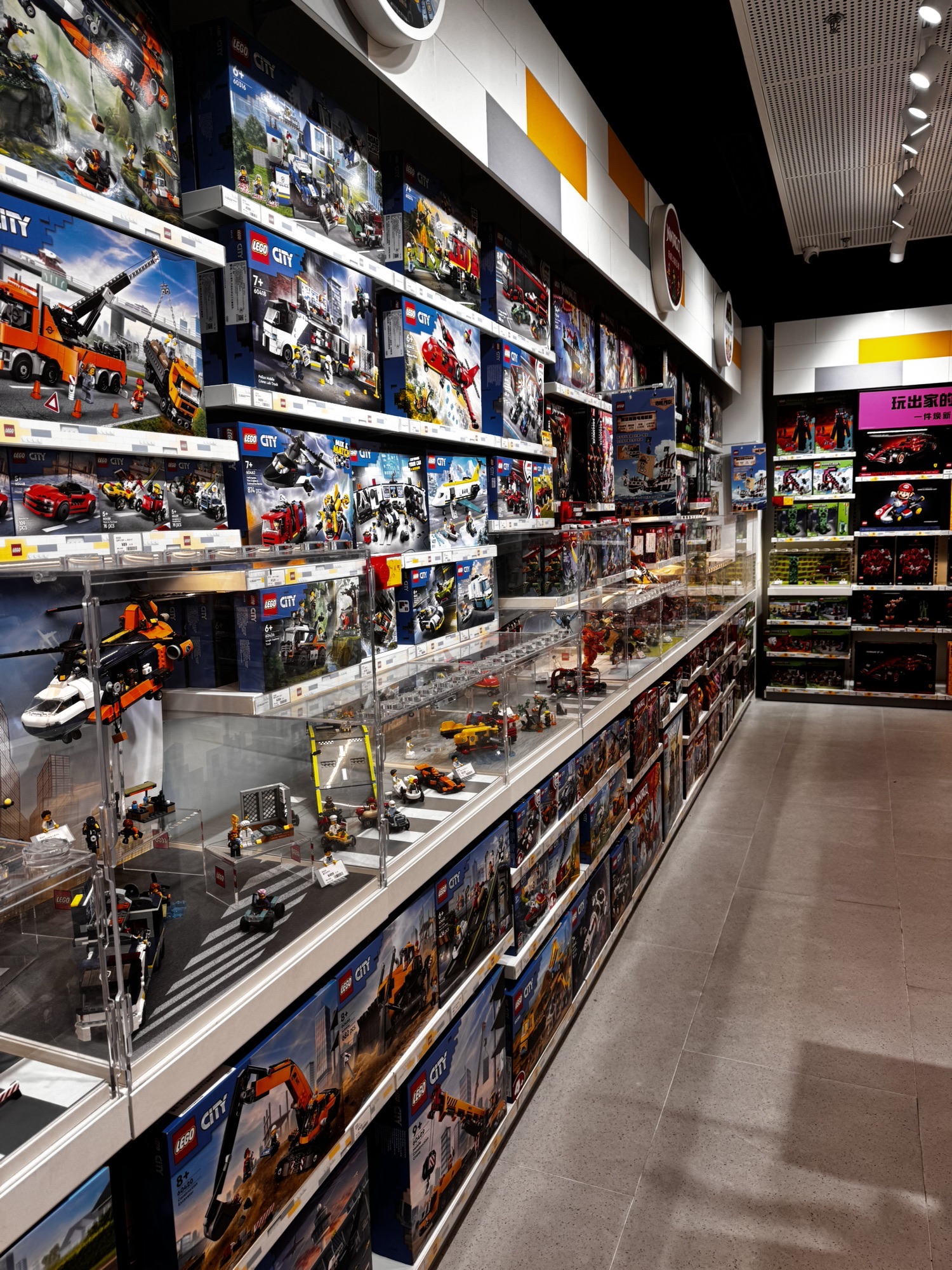 LEGO乐高(龙岩万宝广场店)