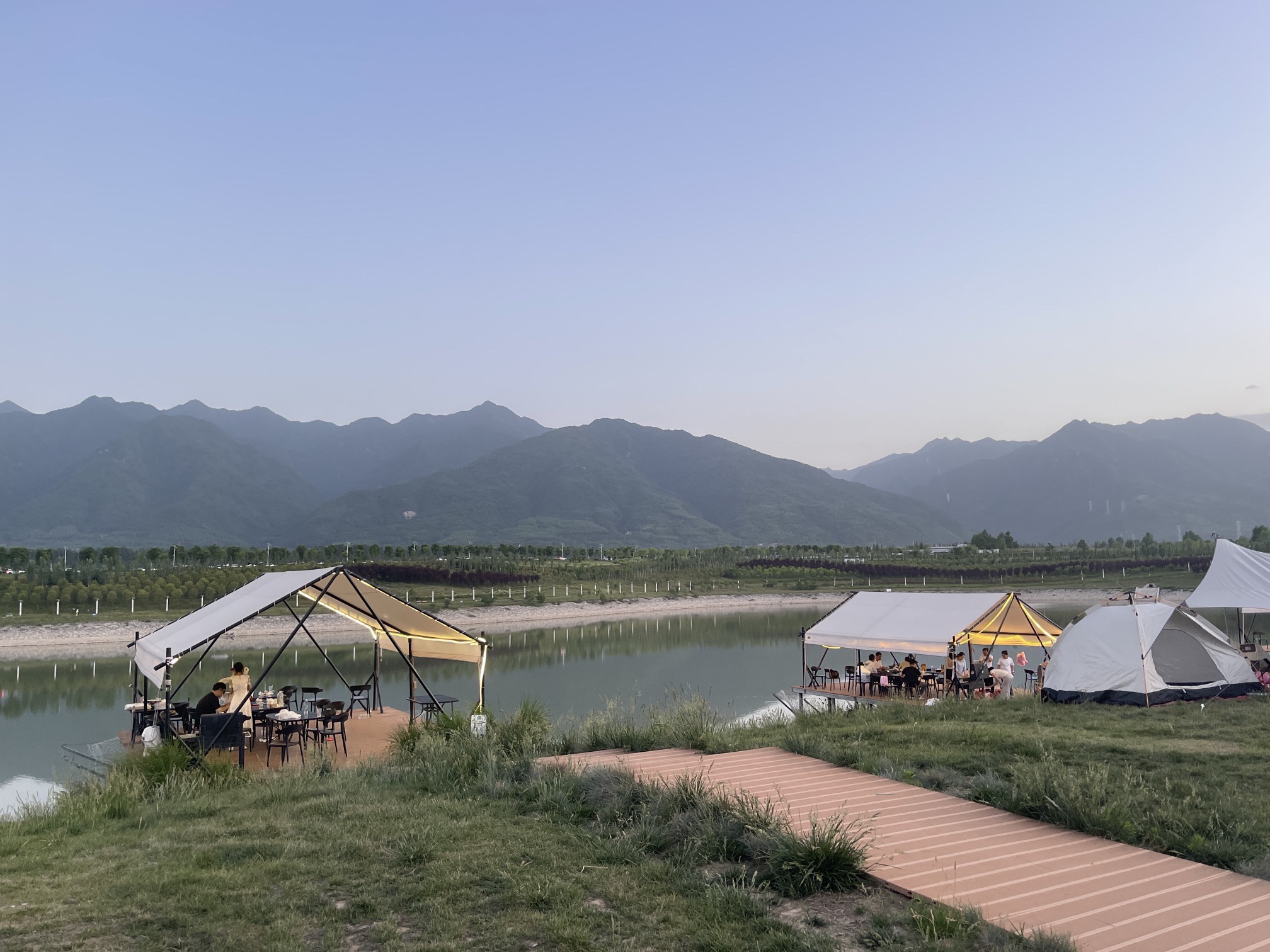 场地封面-多8安岛CAMP