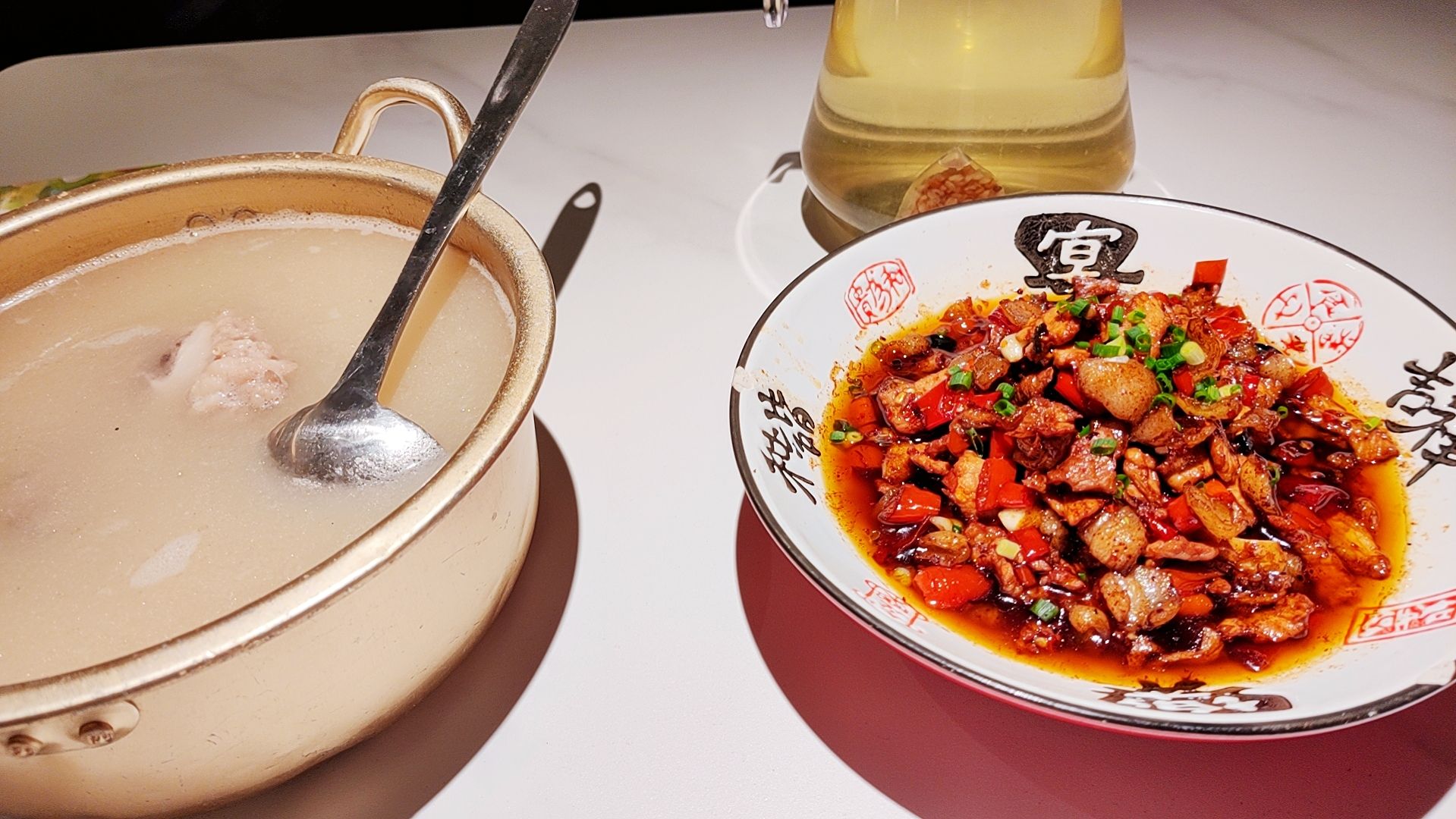 彭厨来宾店(红水河1号店)