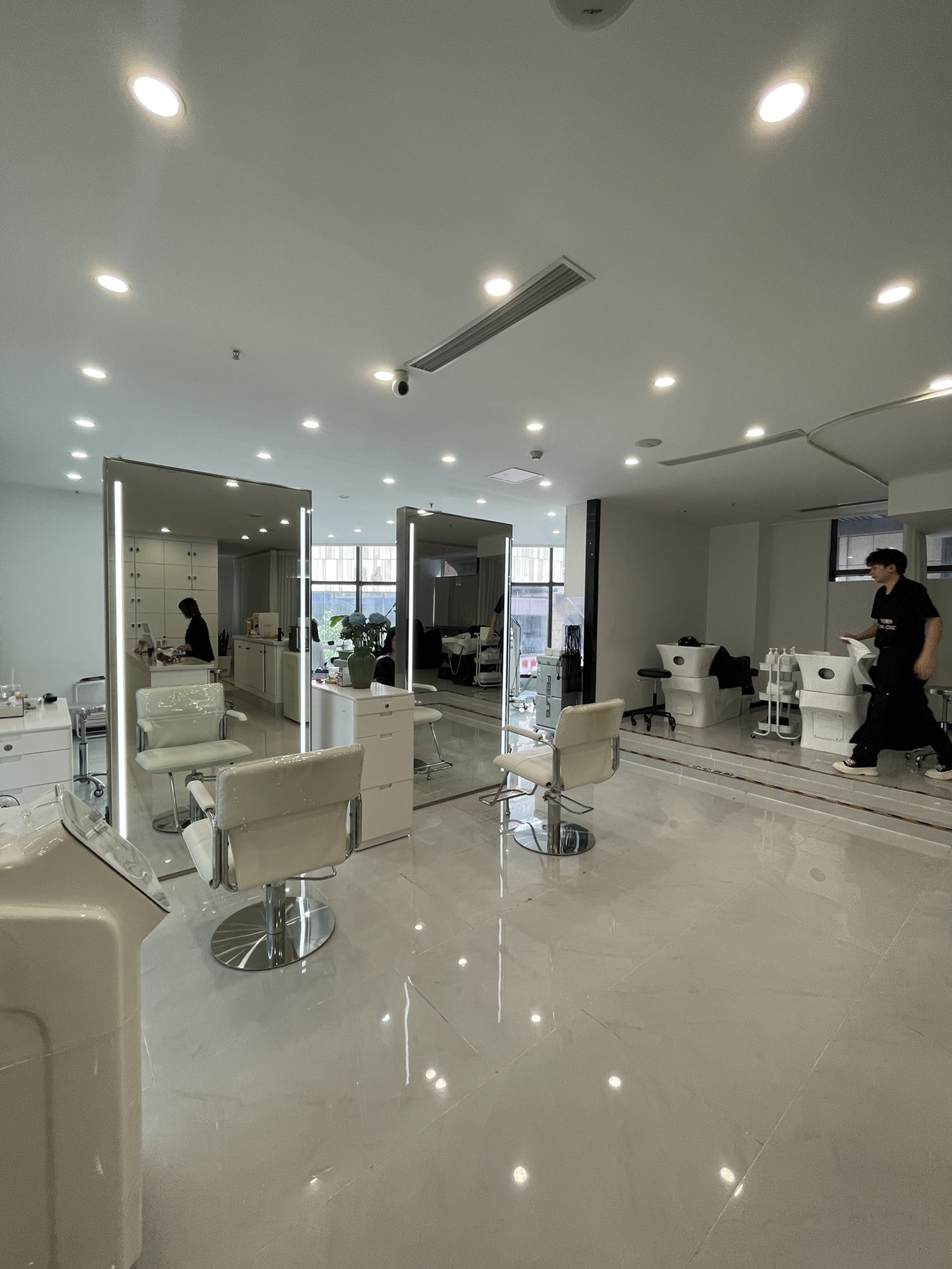 探洞工场(爱琴海店)