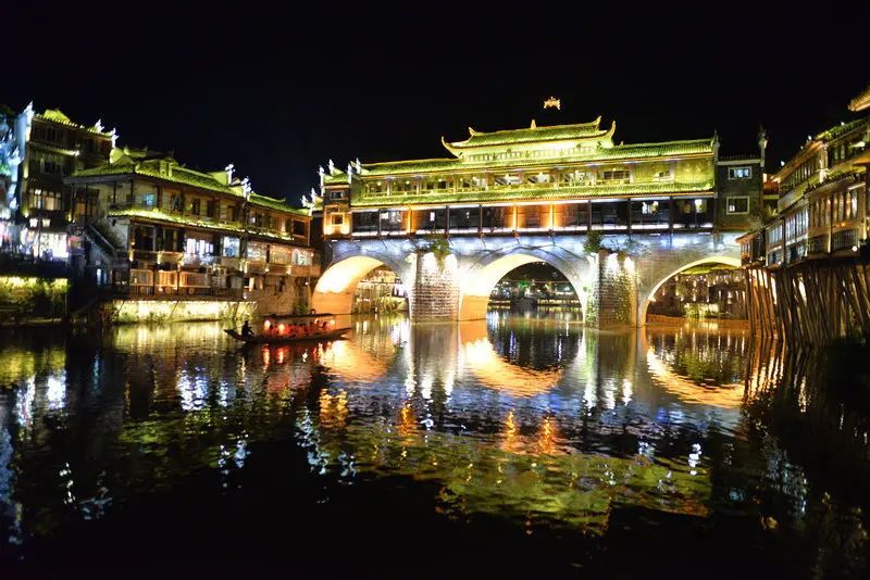 凤凰不夜城(暂停开放)旅行图片 2