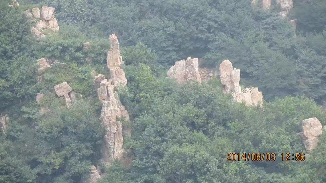 凌源市大河北镇红石山AAA级生态旅游区