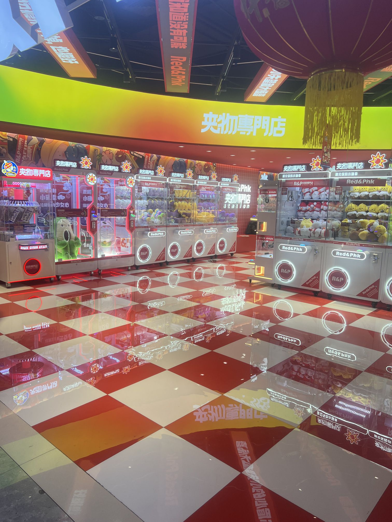 夹物專門店(乌兰察布维多利广场店)