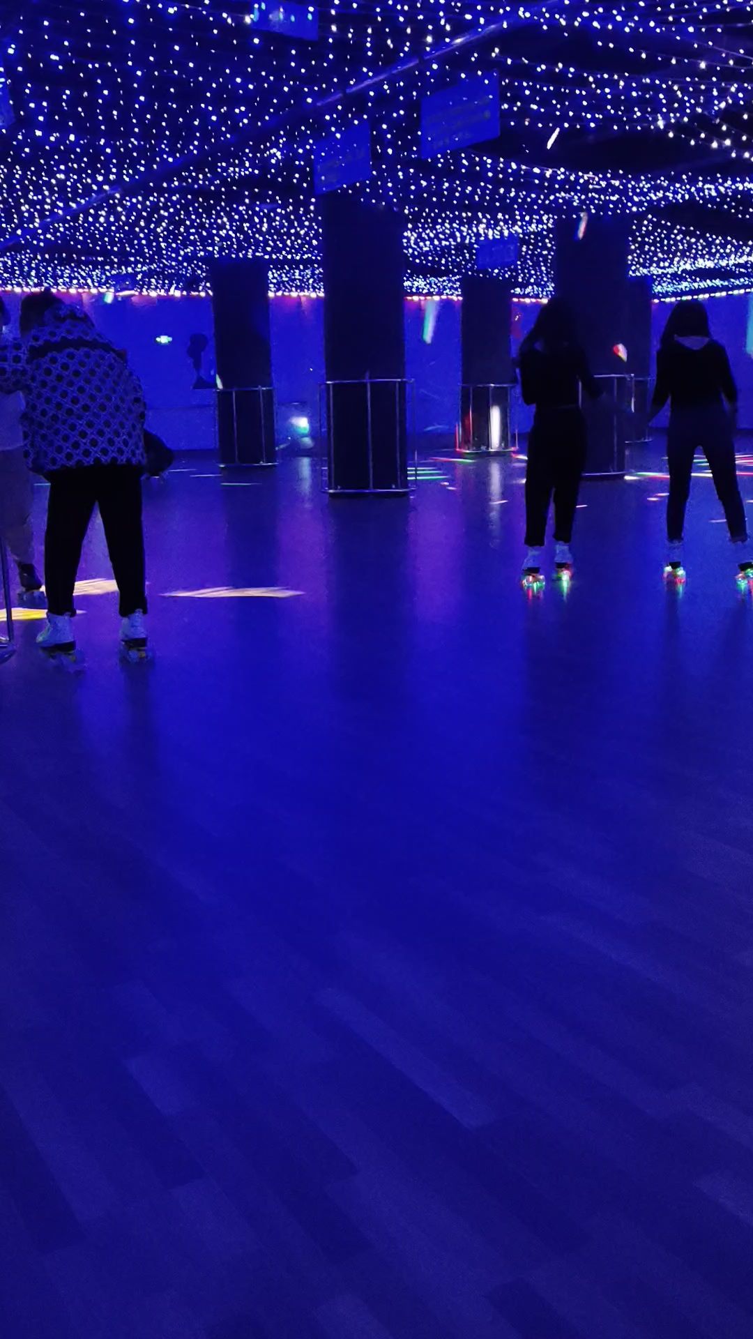 场地封面-心动溜冰场