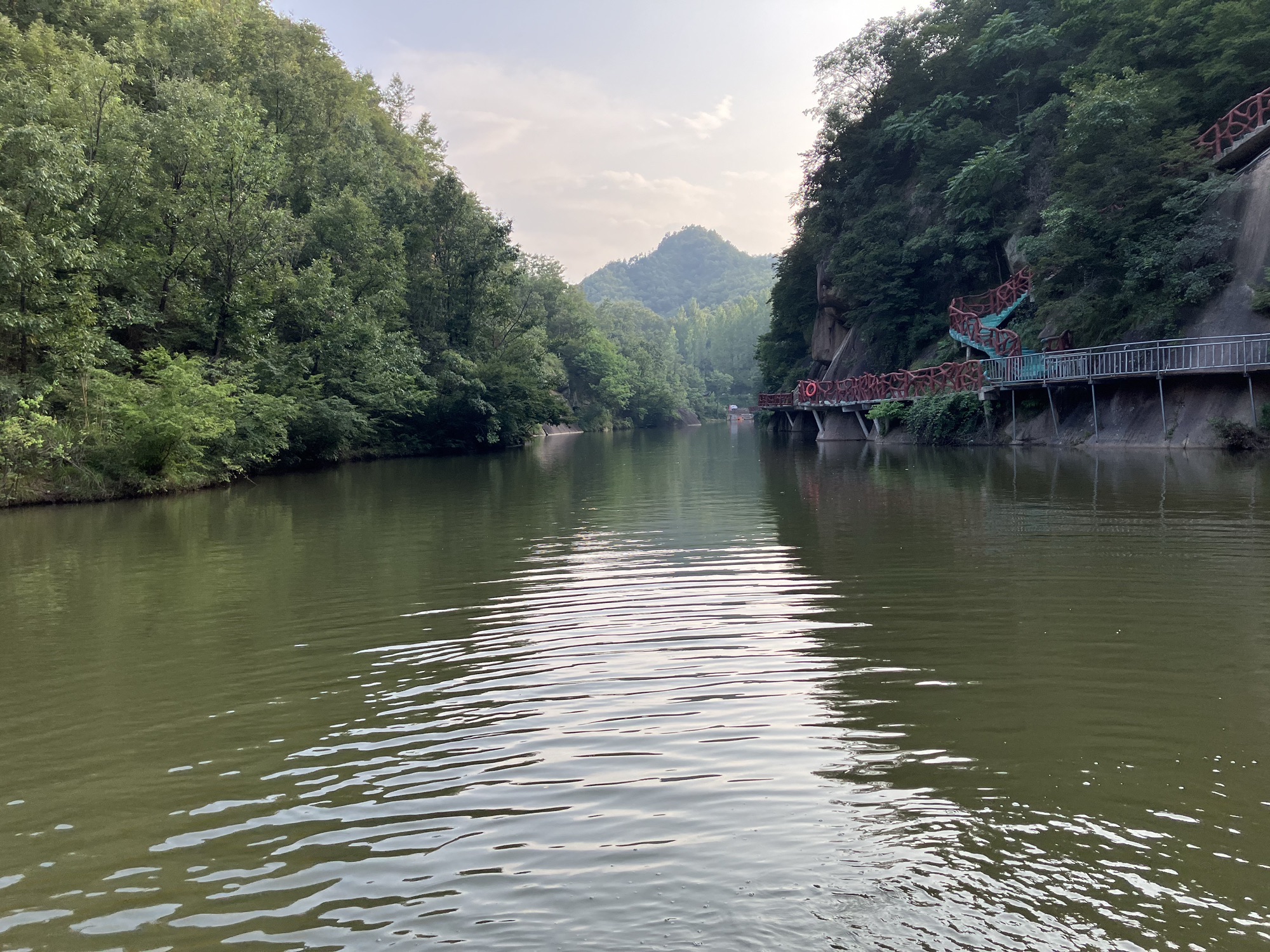 鼎山湖景区旅行图片 1