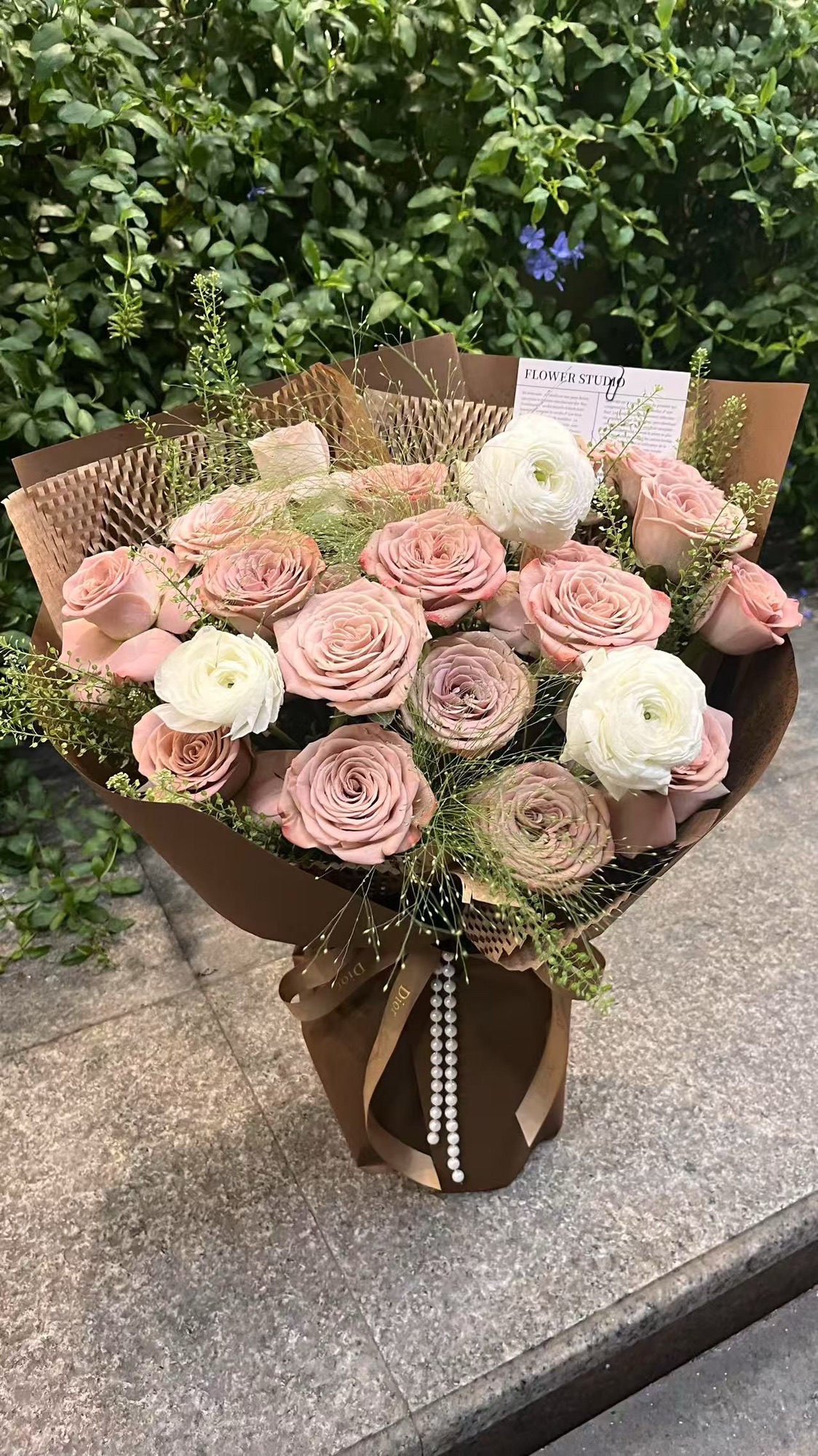 花落随家鲜花店