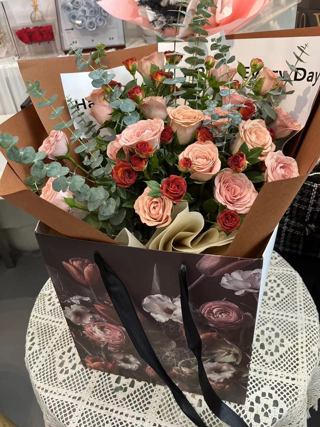 花落随家鲜花店