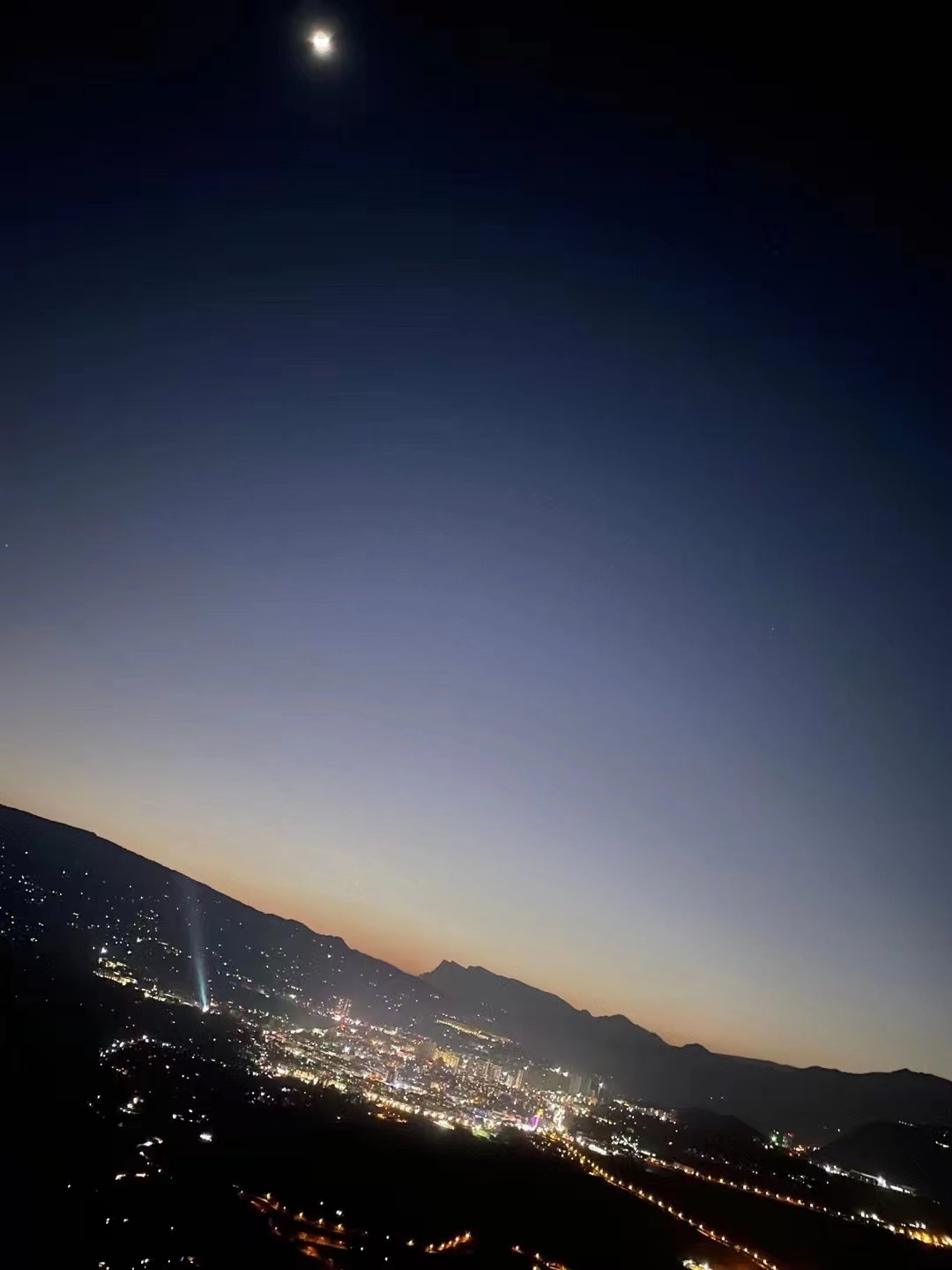 老鹰嘴观景台旅行图片 1