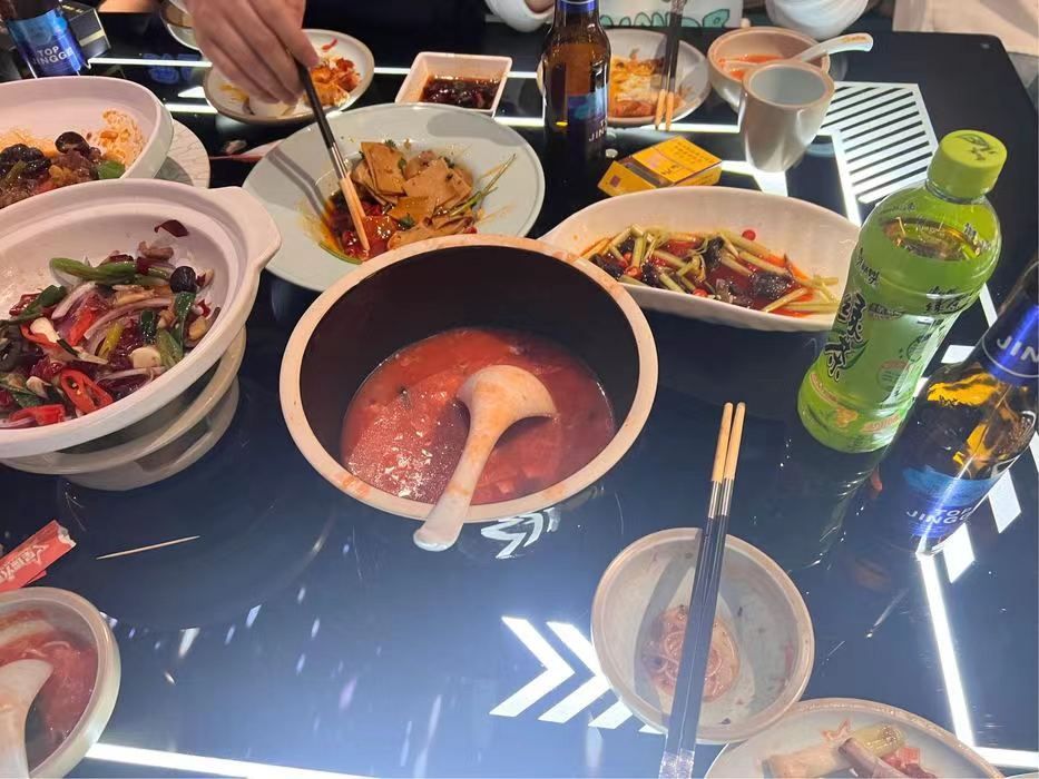 星璨火吧聚会餐厅(汉中店)