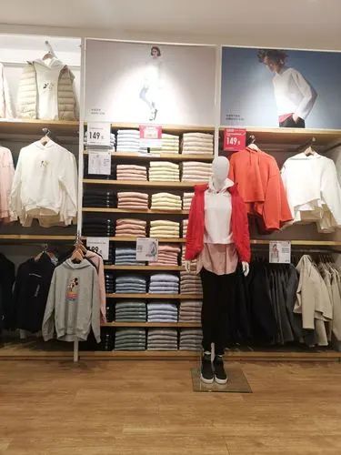 优衣库(万科广场店)