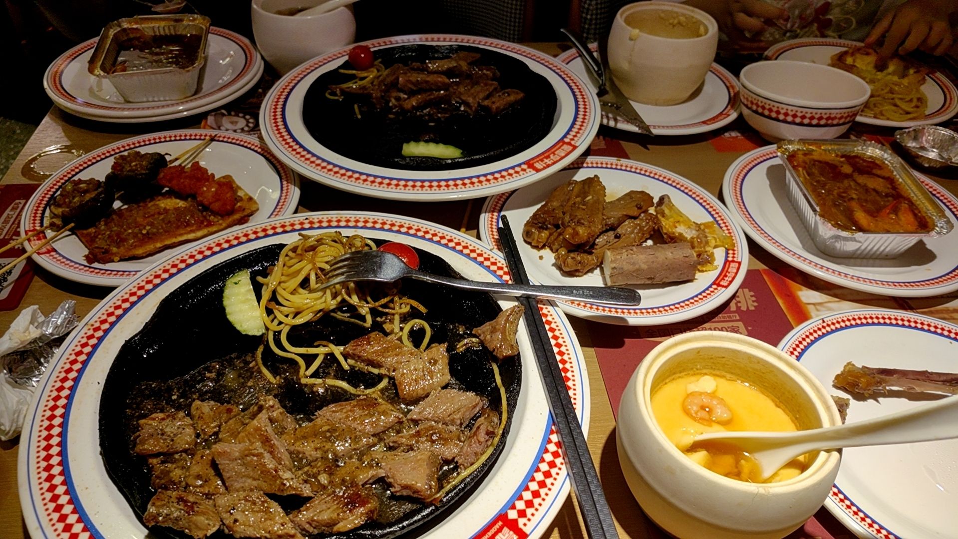 豪德亨牛排自助餐厅(时代广场店)