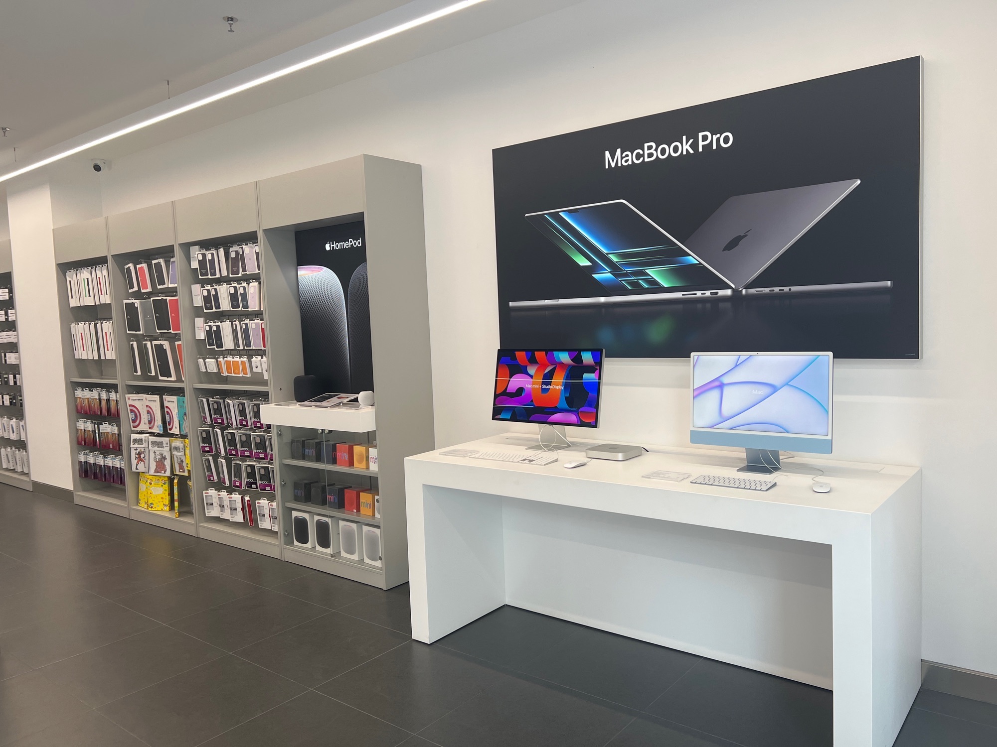 Apple授权专营店(龙景区鼎盛天街店)