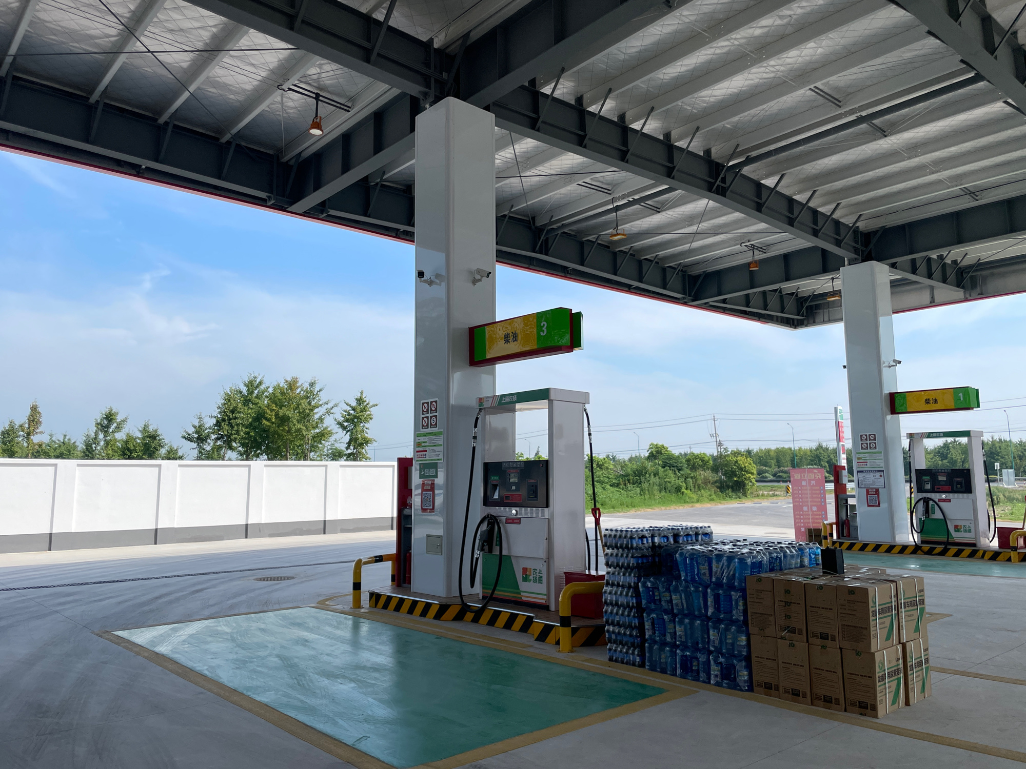 上海农场加油站(G228站)