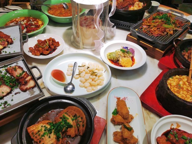 绿茶餐厅(镇江苏宁广场店)