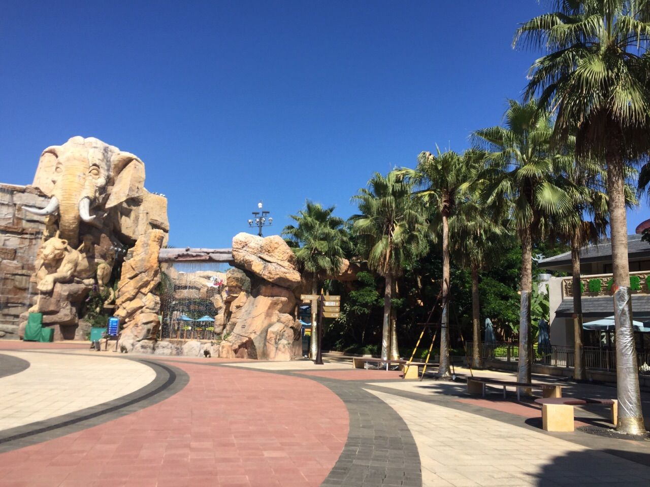 西双版纳傣泰水世界游乐园