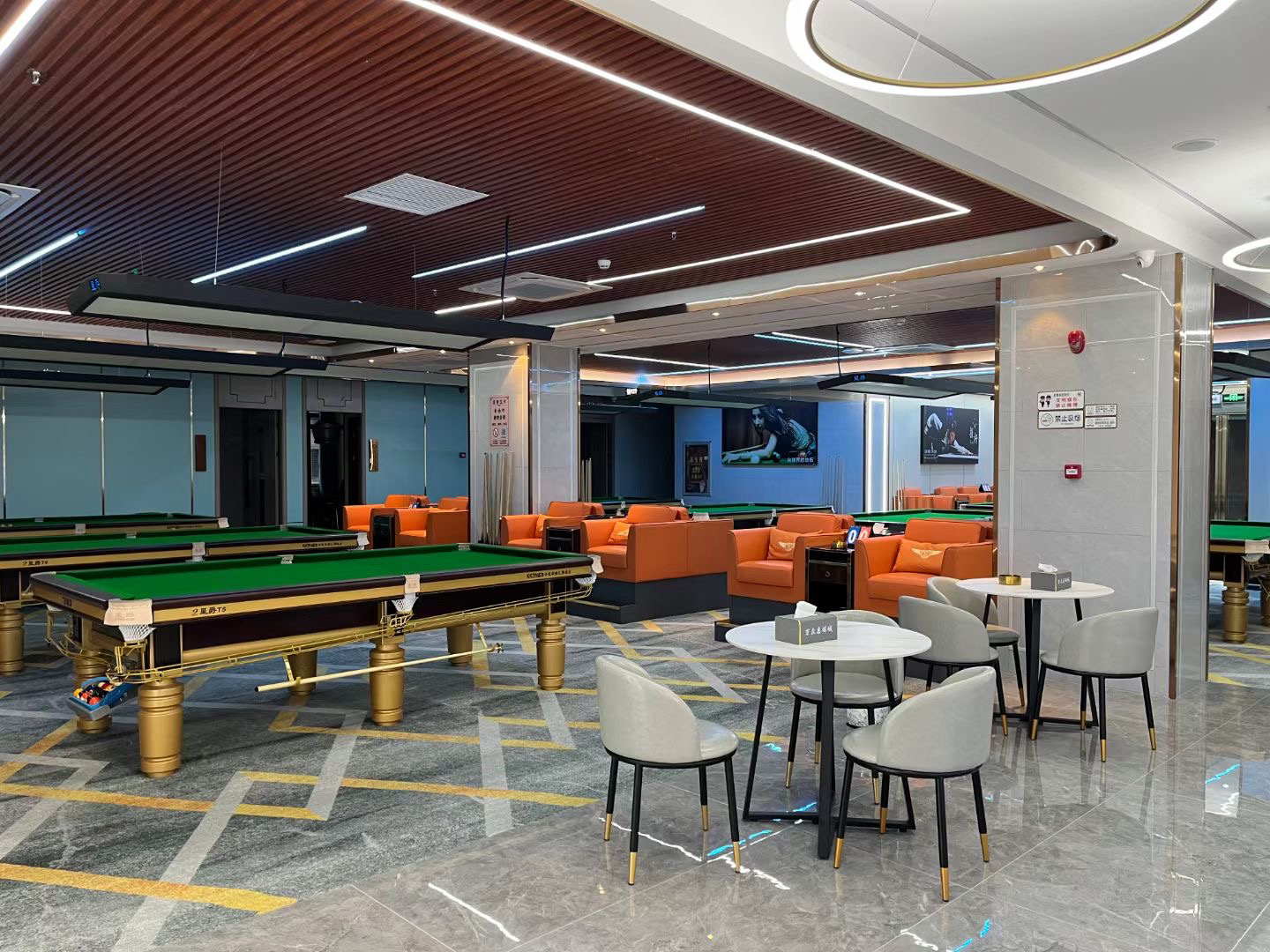 场地封面-万众桌球城·台球·棋牌·茶艺(辉华大厦店)