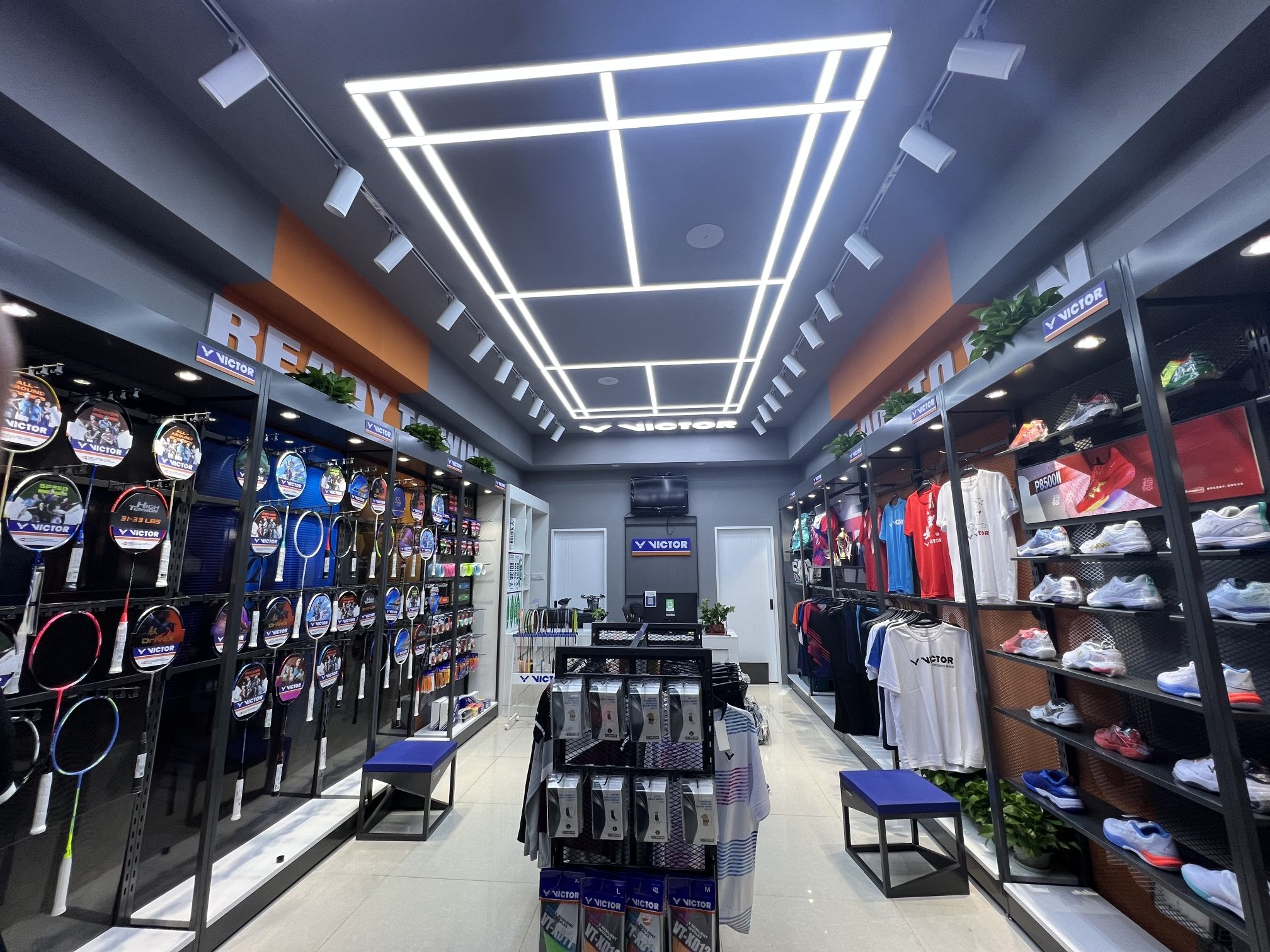 天盛体育中顺现代府邸店