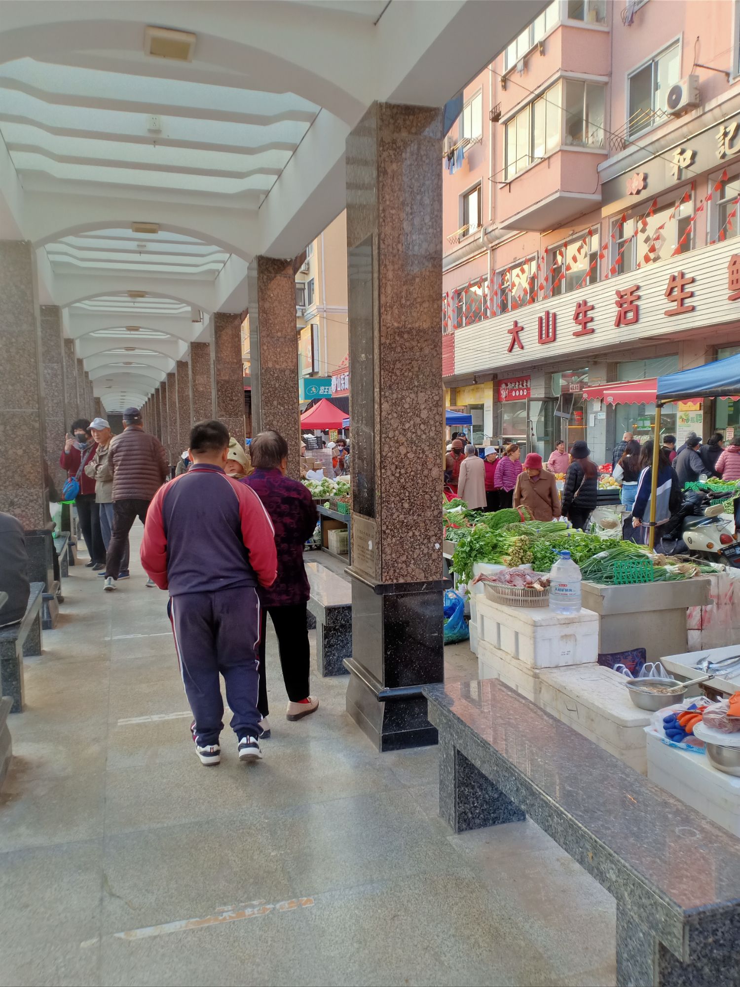 大山新时代广场旅行图片 3