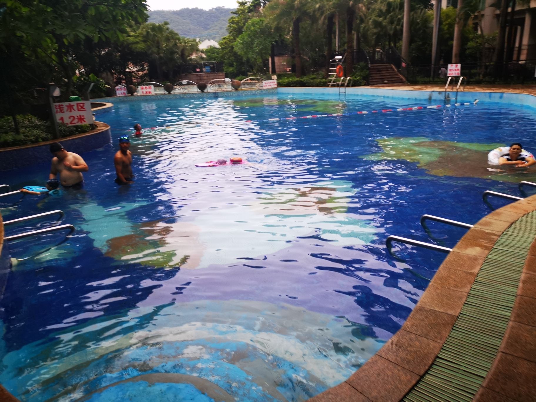 场地封面-云裳丽影游泳池