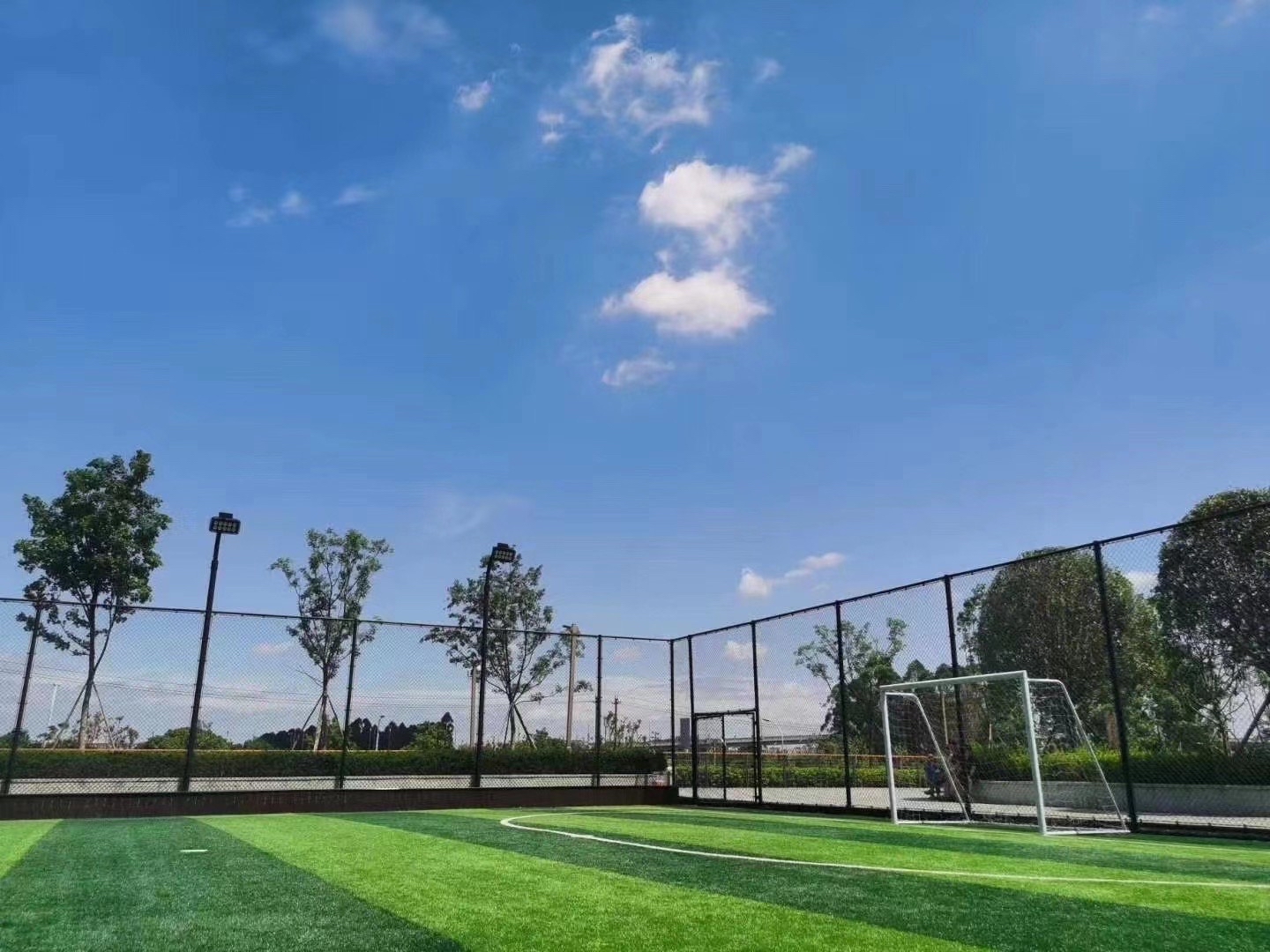 场地封面-兴恒足球公园